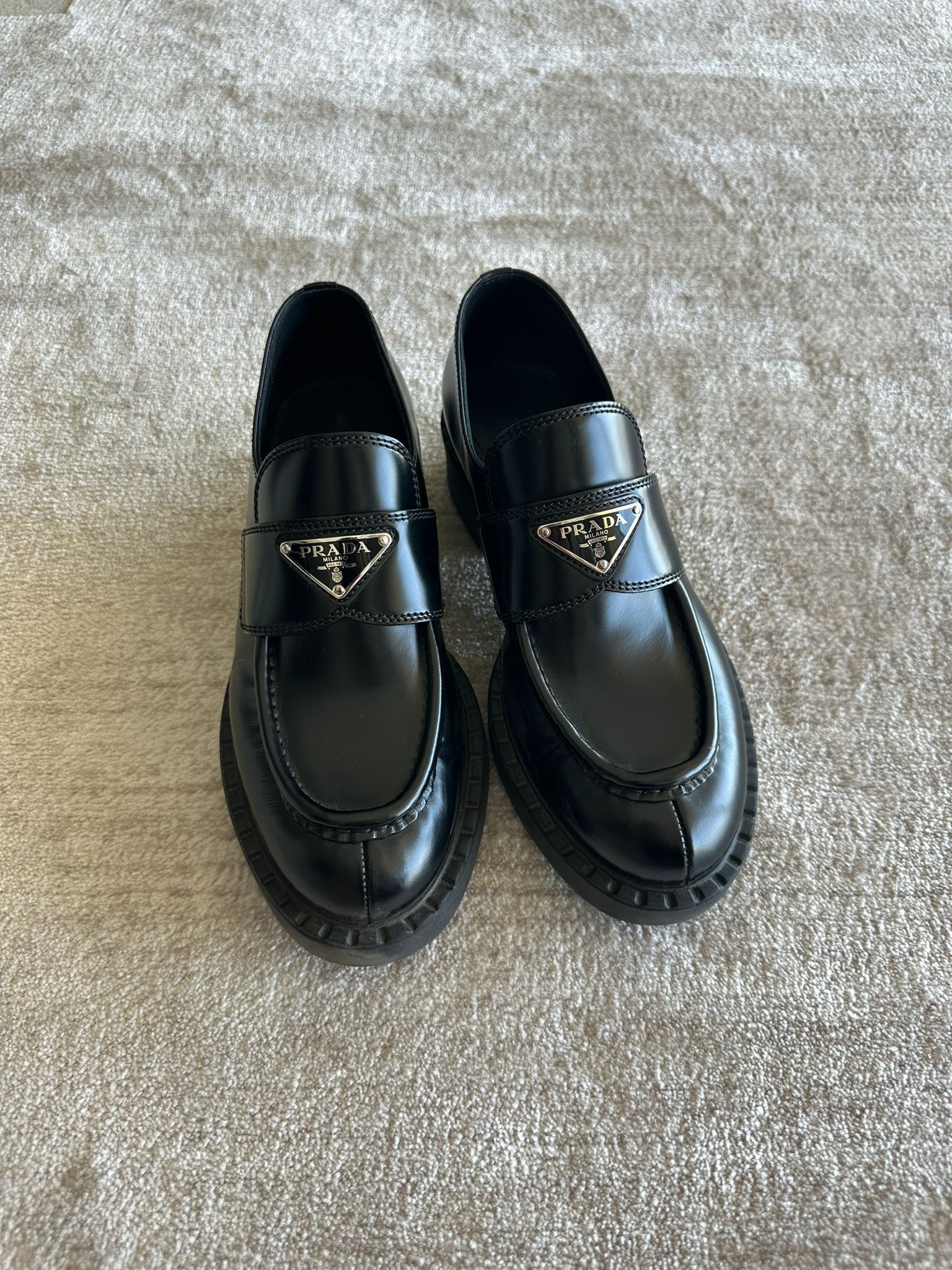 Prada (RRP $1200) Prada Brushed Leather Loafers Size US 7 / IT 37 - 4 Thumbnail