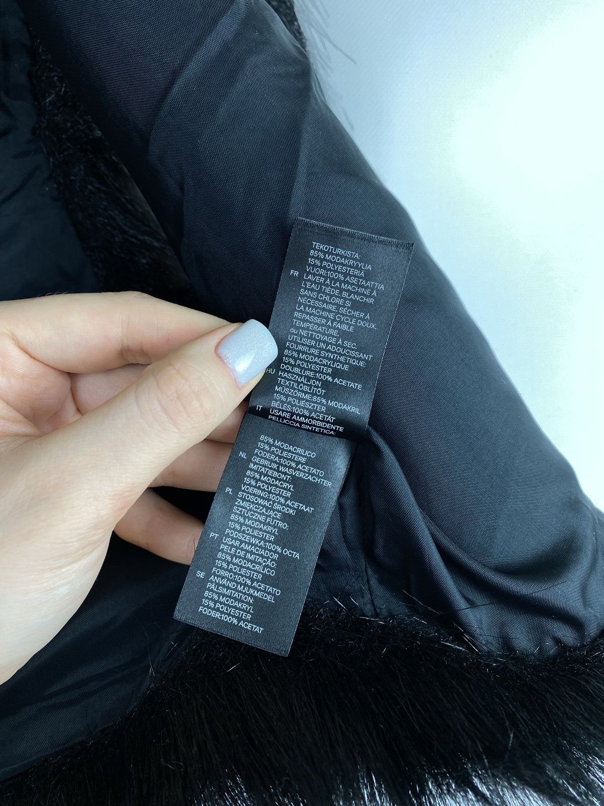 H&M × Jimmy Choo Jimmy Choo for H&M ladies faux fur vest gilet size US 8 Size M / US 6-8 / IT 42-44 - 10 Thumbnail