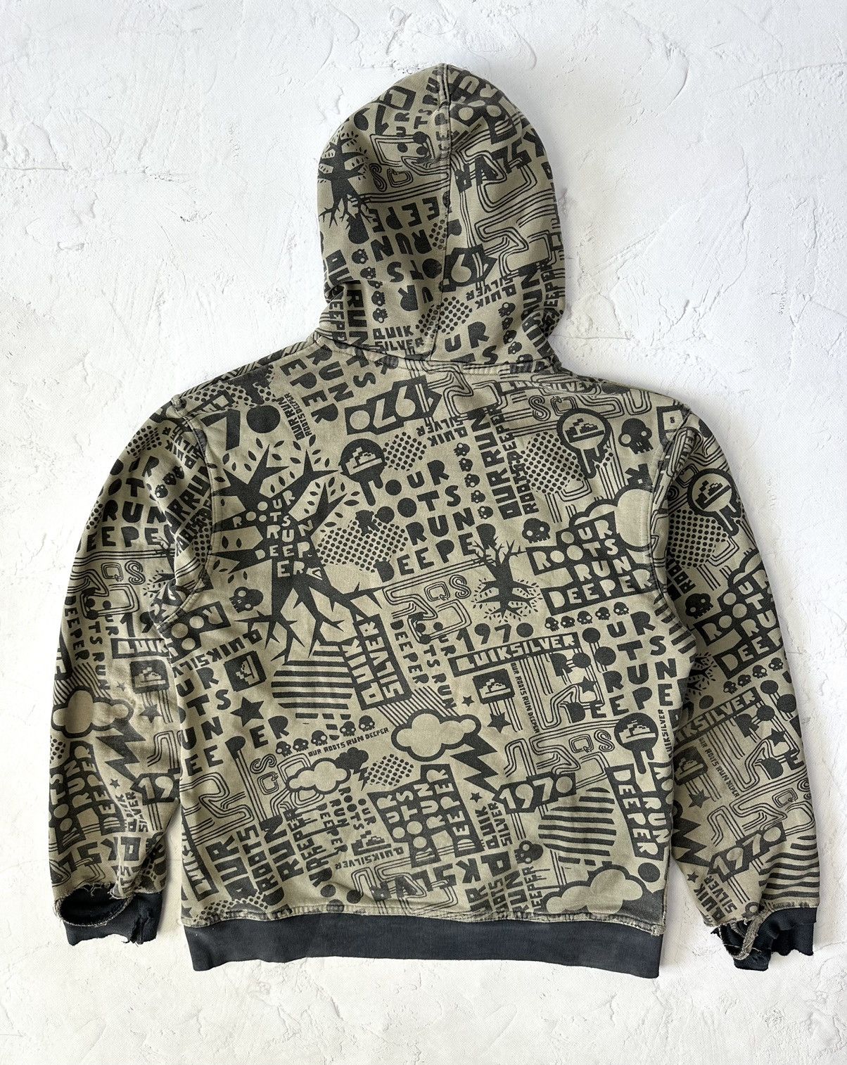 If Six Was Nine Vintage Quiksilver Printed Destroyed Hoodie Size US M / EU 48-50 / 2 - 8 Thumbnail