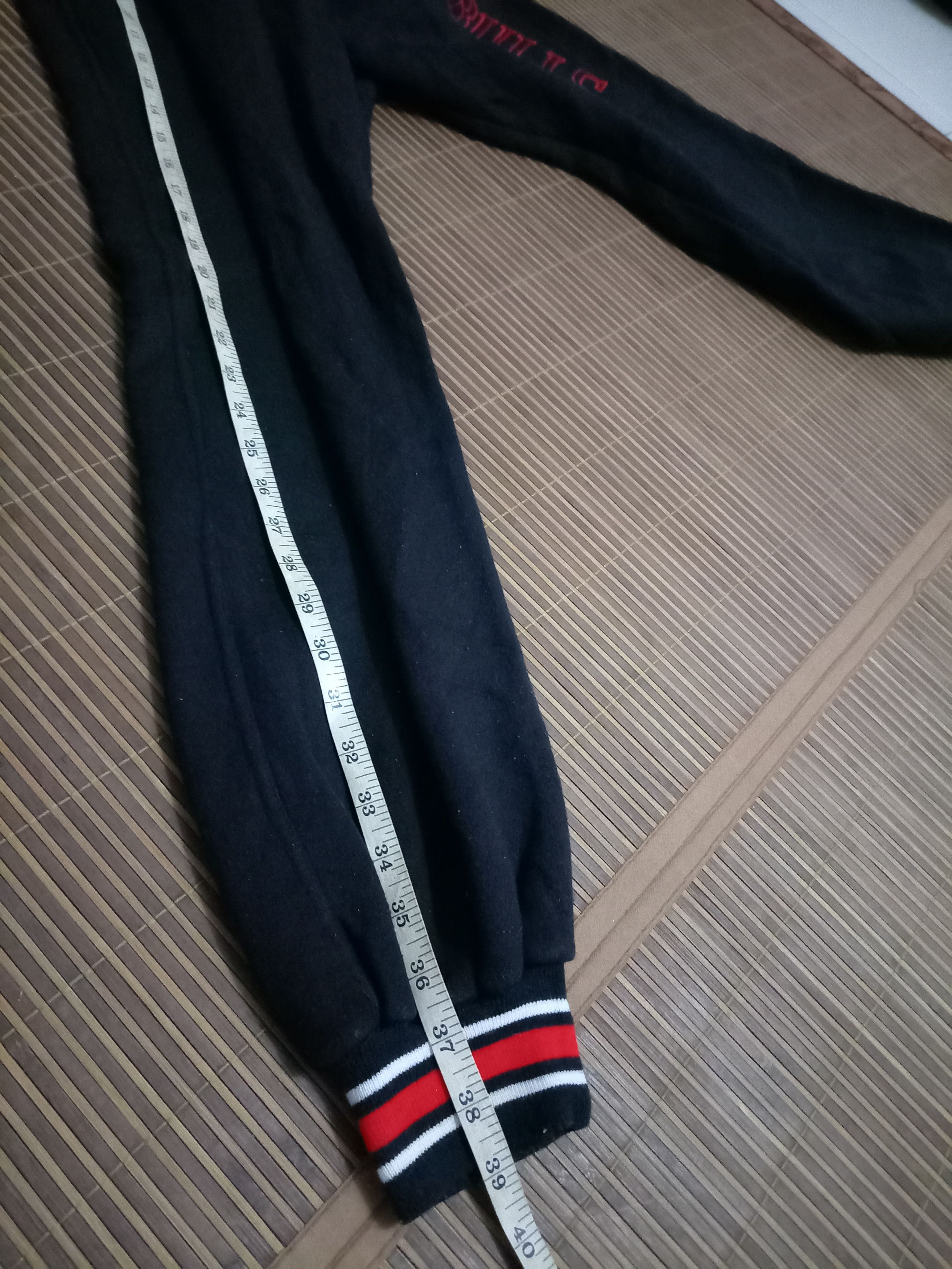 NBA Chicago bulls nba Jordan joggers pants Size US 34 / EU 50 - 8 Thumbnail
