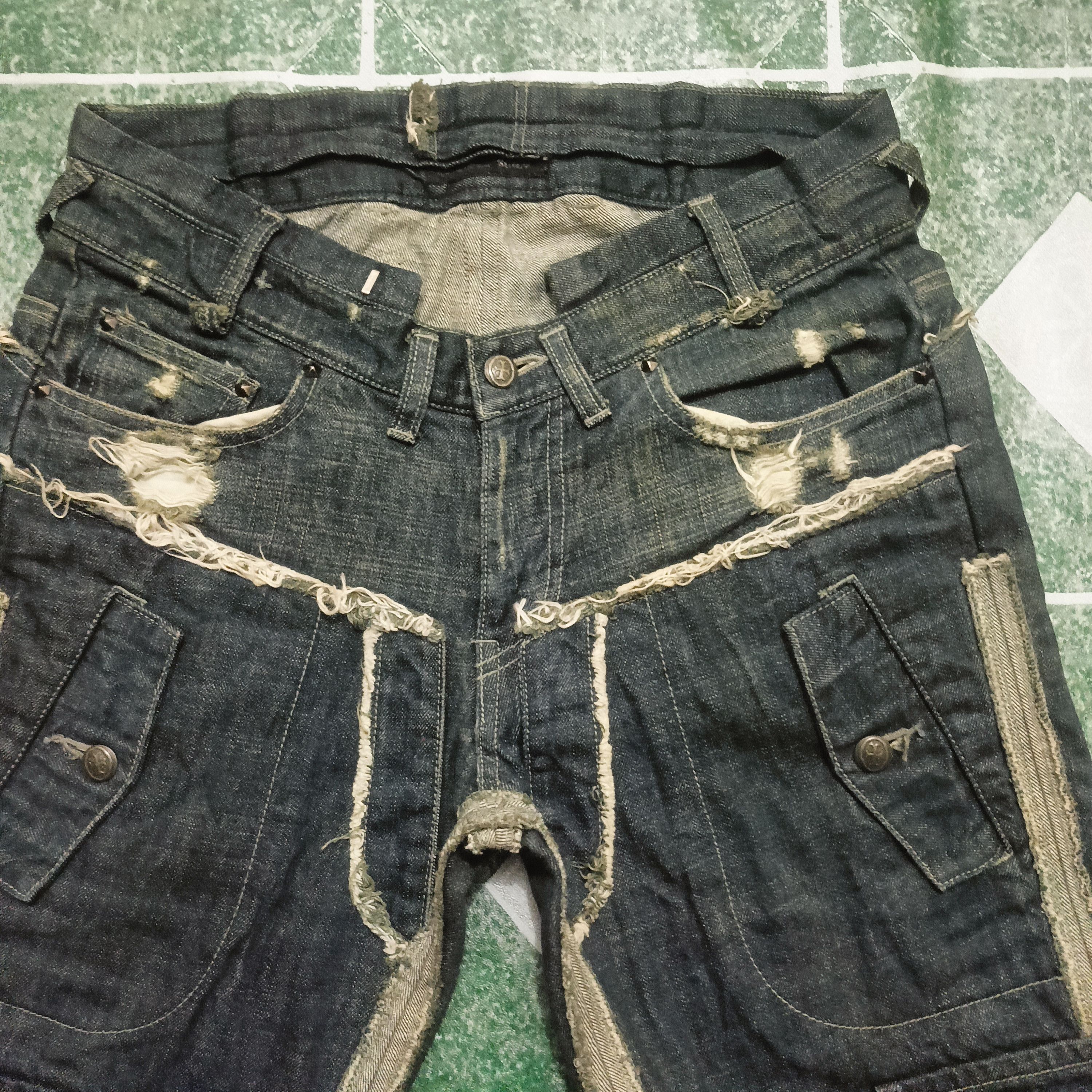 Who Decides War 💥Insane💥 Rare!!! As super sonic Cargo Jeans Bondage Shorts Size US 30 / EU 46 - 2 Thumbnail