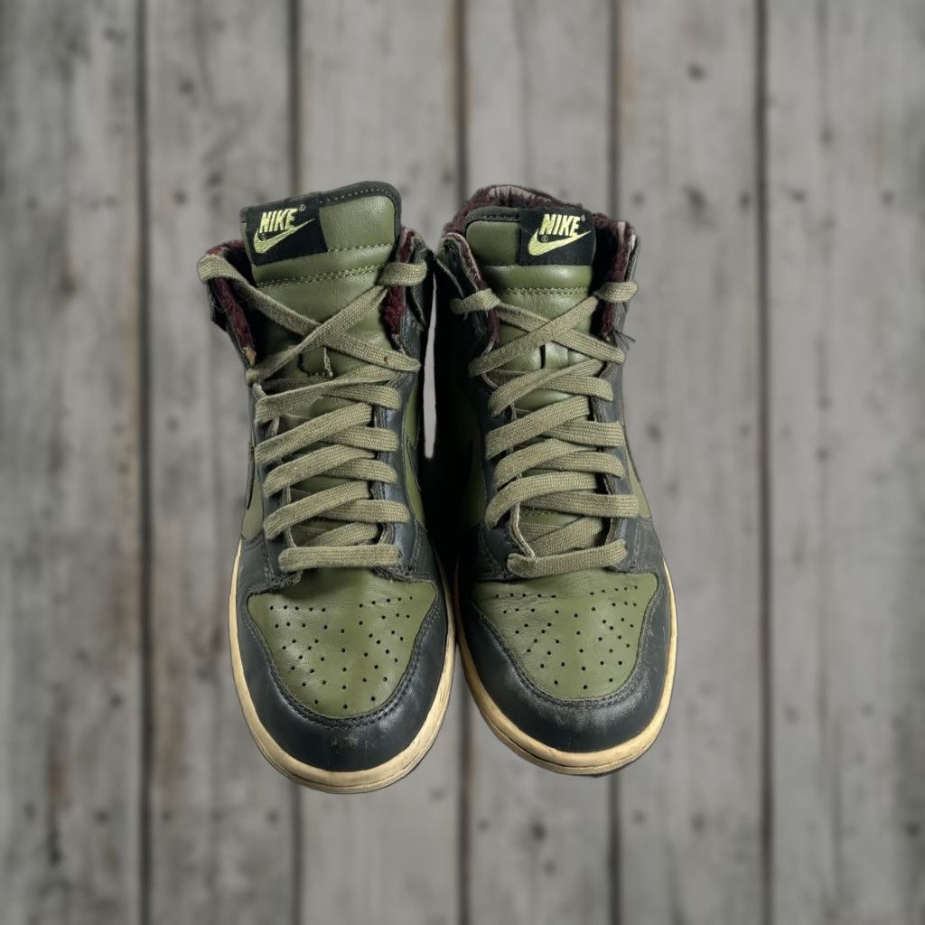 Nike VINTAGE Nike Dunk High Shoes Womens US 7.5 Olive Green Fleece Lined 309431-331 VTG Y2K Shoes Size M / US 6-8 / IT 42-44 - 1 Thumbnail