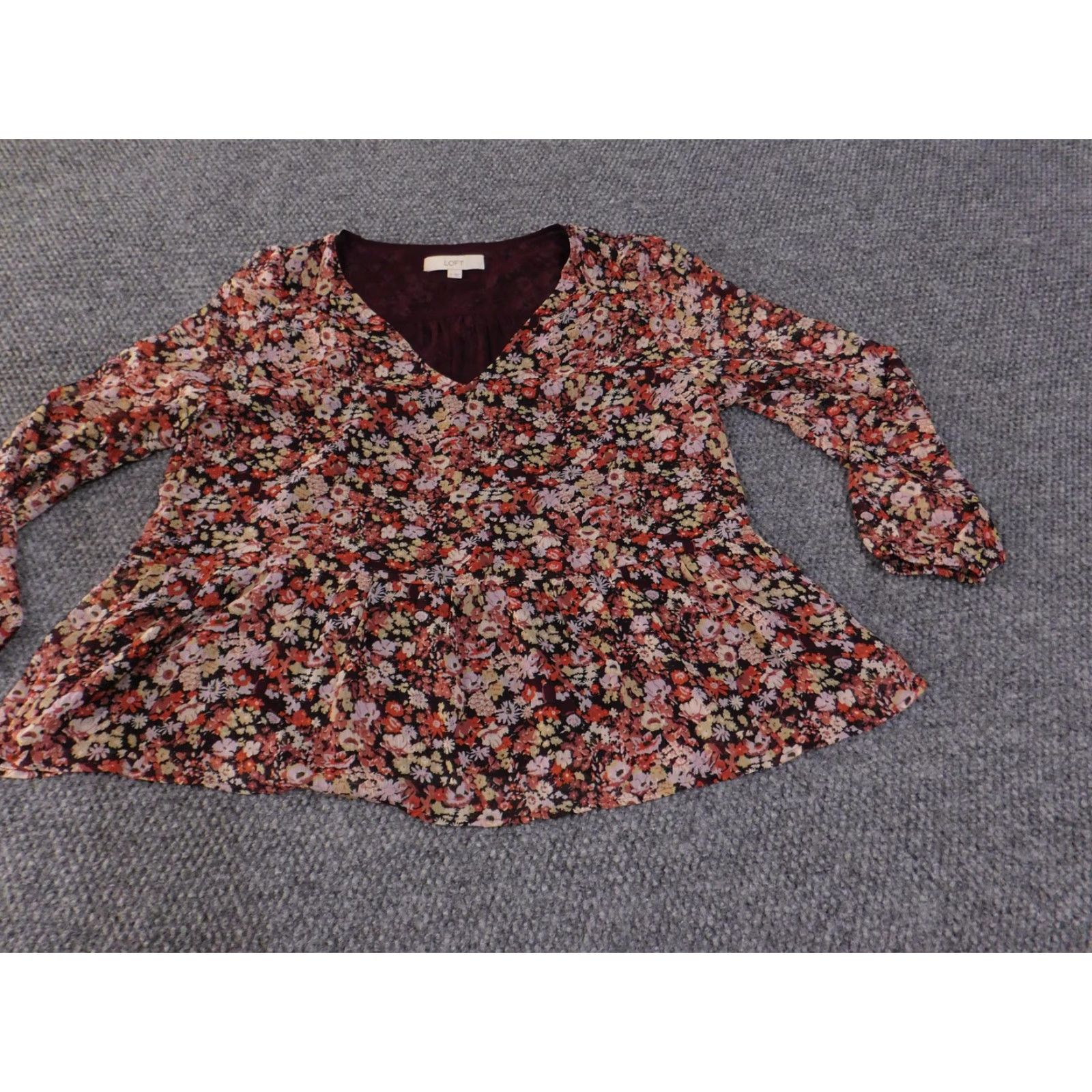 Loft VINTAGE Loft Blouse Womens Medium Floral Peplum Long Sleeve Lightweight Top Fall Workwear Size M / US 6-8 / IT 42-44 - 4 Thumbnail
