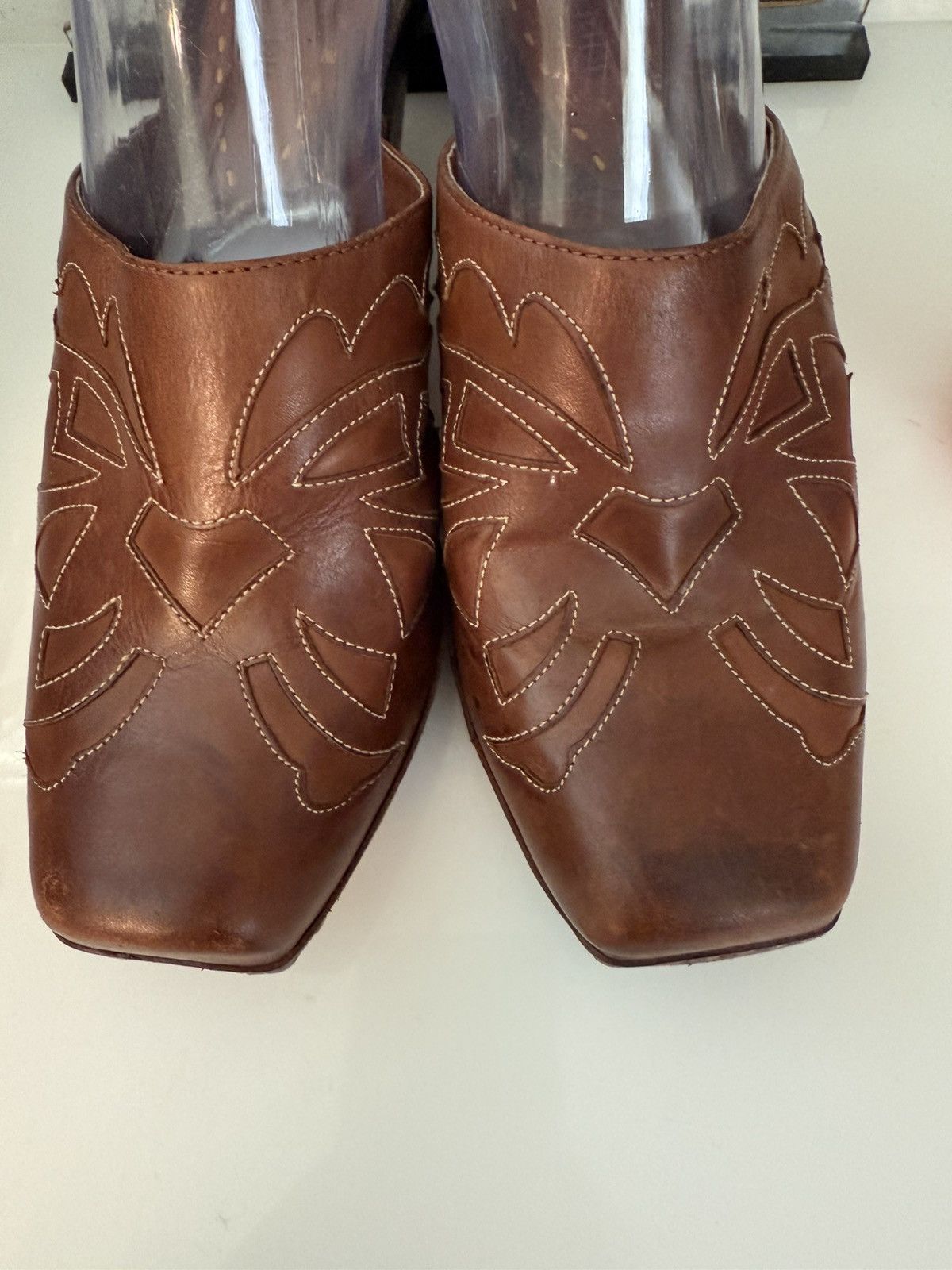 Vintage Gianni Bini Brown Tooled Leather Clogs/Mules 9.5 Western Sq Size US 9.5 / IT 39.5 - 6 Thumbnail