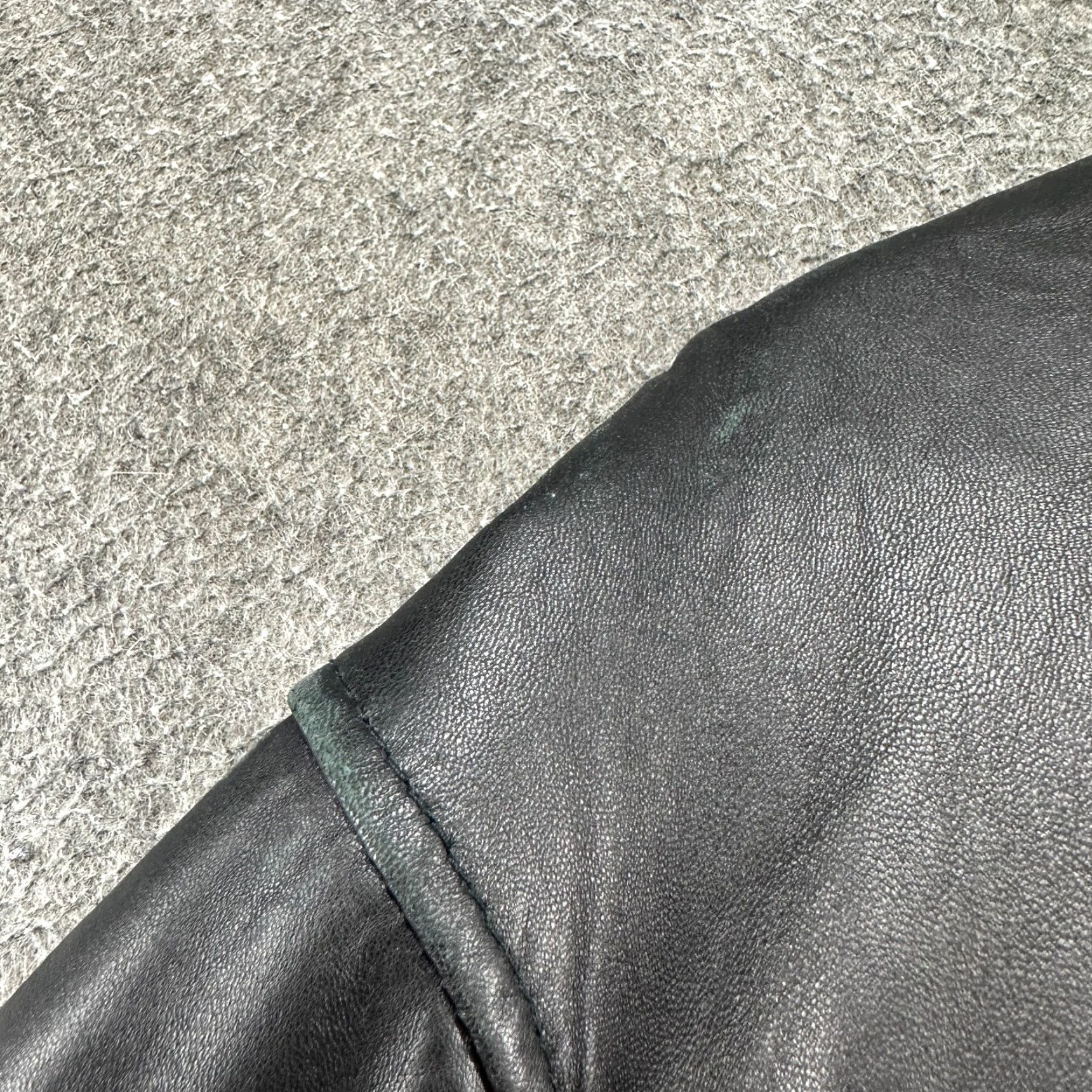 Vintage VINTAGE Celebrook Leather Bomber Jacket Mens L Black Solid Zip 90s Biker Oversized Full Zip Winter Fall Spring Size US L / EU 52-54 / 3 - 7 Thumbnail