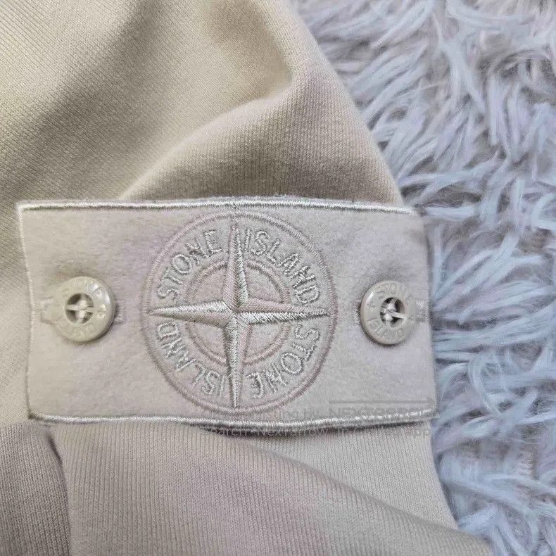 Stone Island Stone Island Grey Ghost Round Neck Sweatshirt, Beige Basic Size US M / EU 48-50 / 2 - 4 Thumbnail