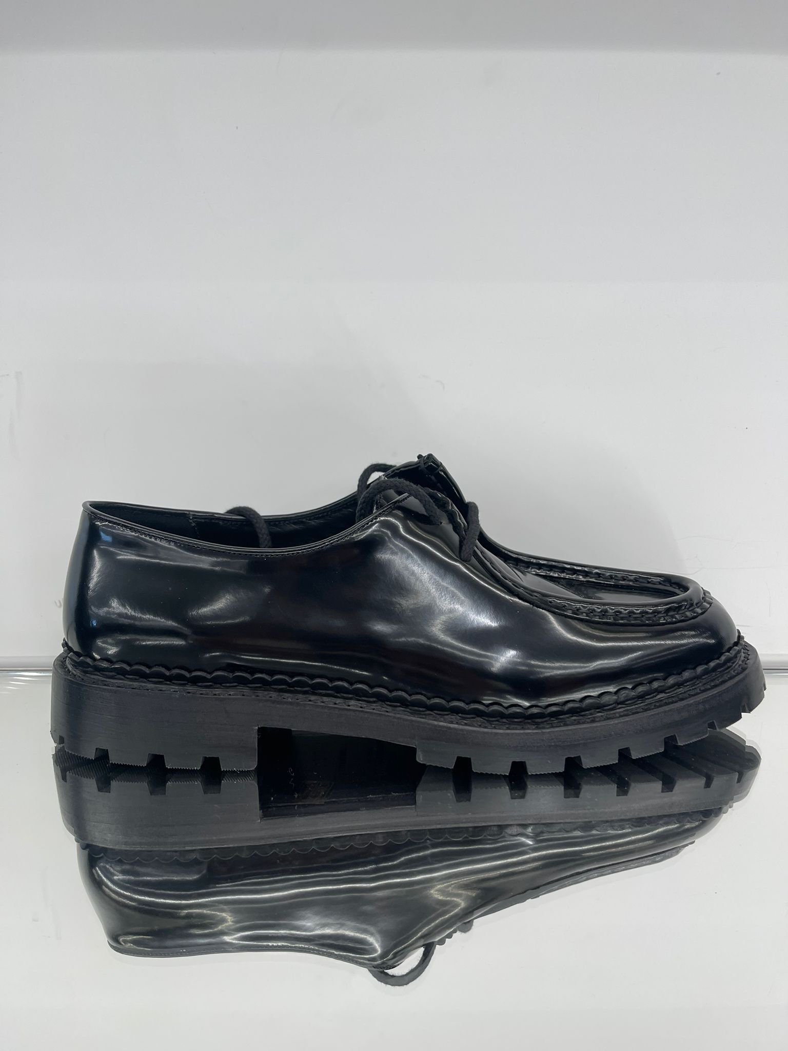 Saint Laurent Paris MALO derbies in glazed leather Size US 7 / EU 40 - 1 Thumbnail