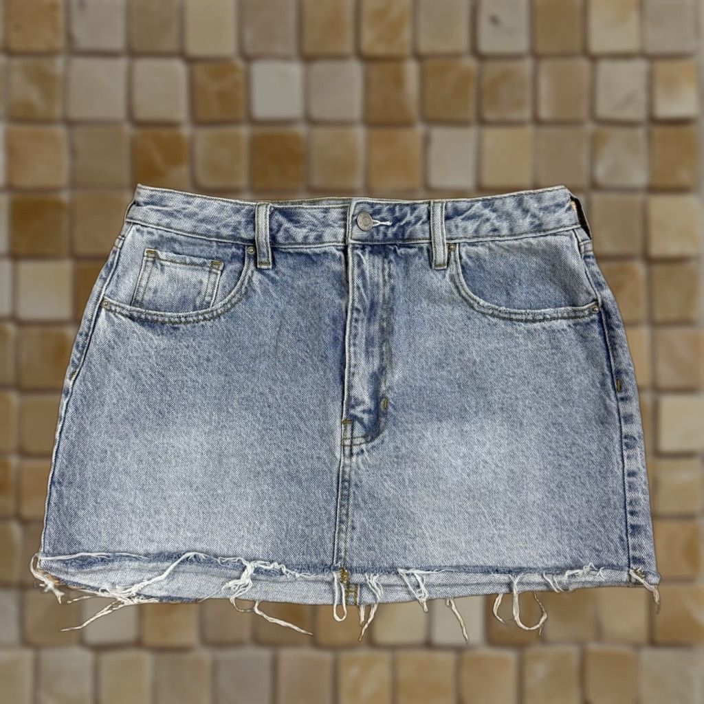 Pacsun PacSun Women’s Light Wash Denim Mini Skirt Raw Frayed Hem Size 29 Blue Regular Skirt Womens 29 Size 29" - 1 Thumbnail