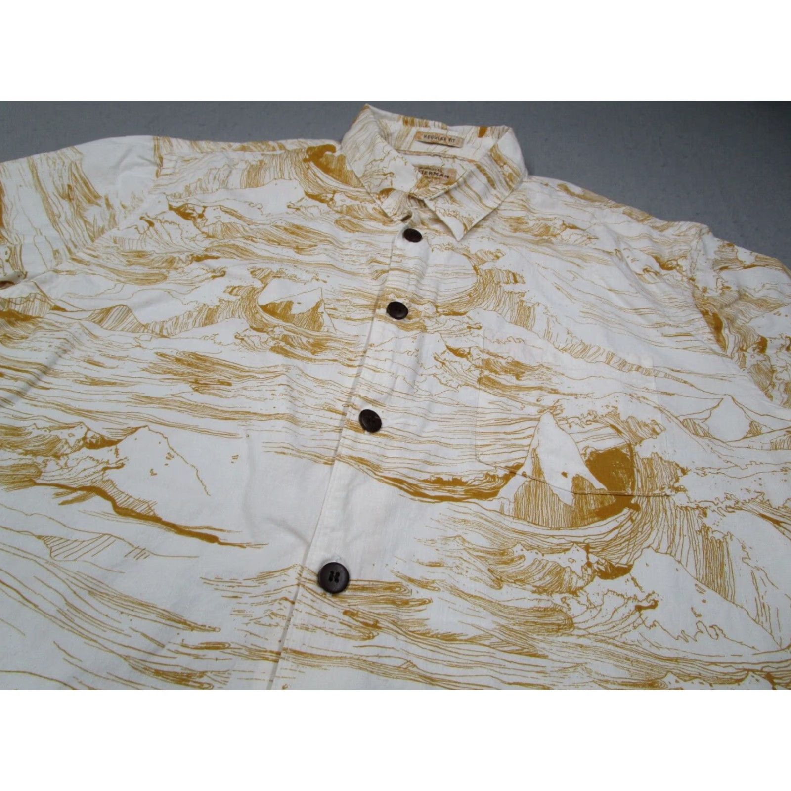 Quiksilver VINTAGE Quiksilver Waterman Shirt Mens XL Beige Hawaiian Short Sleeve Button Up Tropical Waves Beach Apparel Size US XL / EU 56 / 4 - 2 Thumbnail