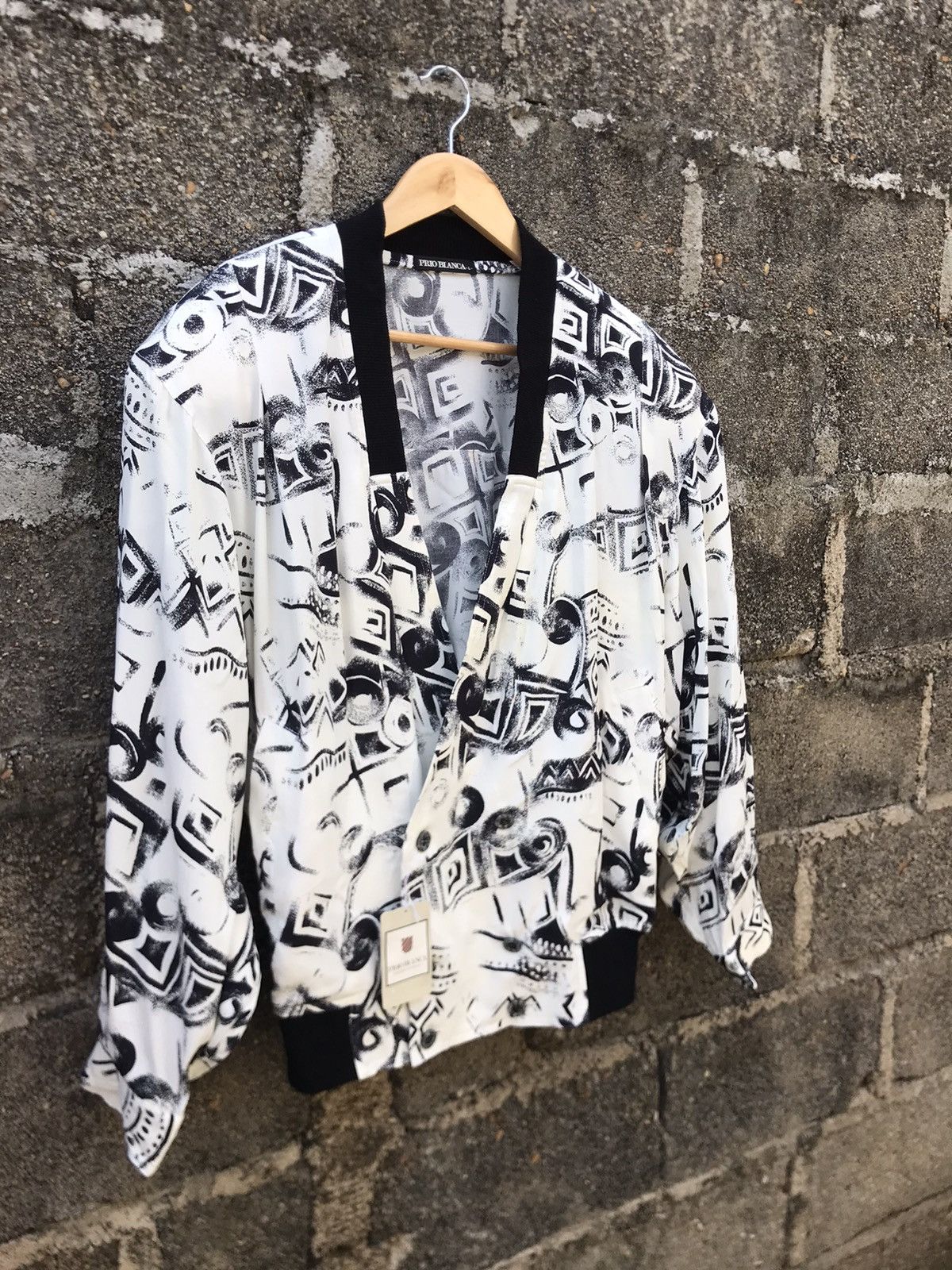 Japanese Brand (NWT) Rare Design Silk Material Prio Blanca Size US L / EU 52-54 / 3 - 2 Thumbnail