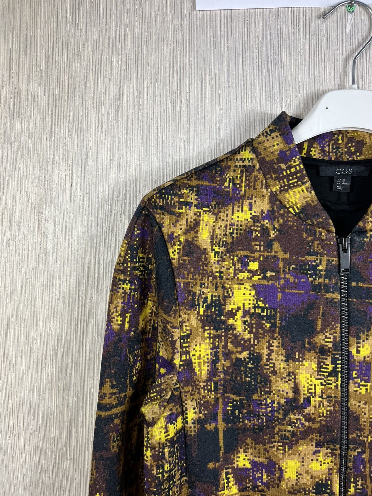 Cos × Designer COS abstract full print pixel light viscose jacket Size XS / US 0-2 / IT 36-38 - 4 Thumbnail