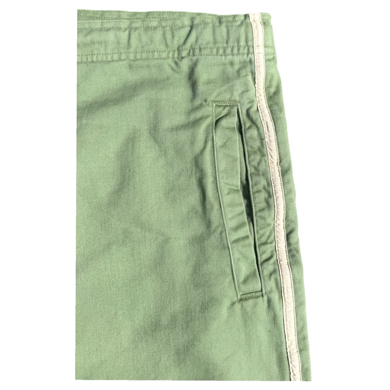 Nike VINTAGE Nike Y2K Olive Green Military Style Silver Tag Shorts XL RARE Men Athletic Military 2XL Silver Size US 39 - 7 Thumbnail