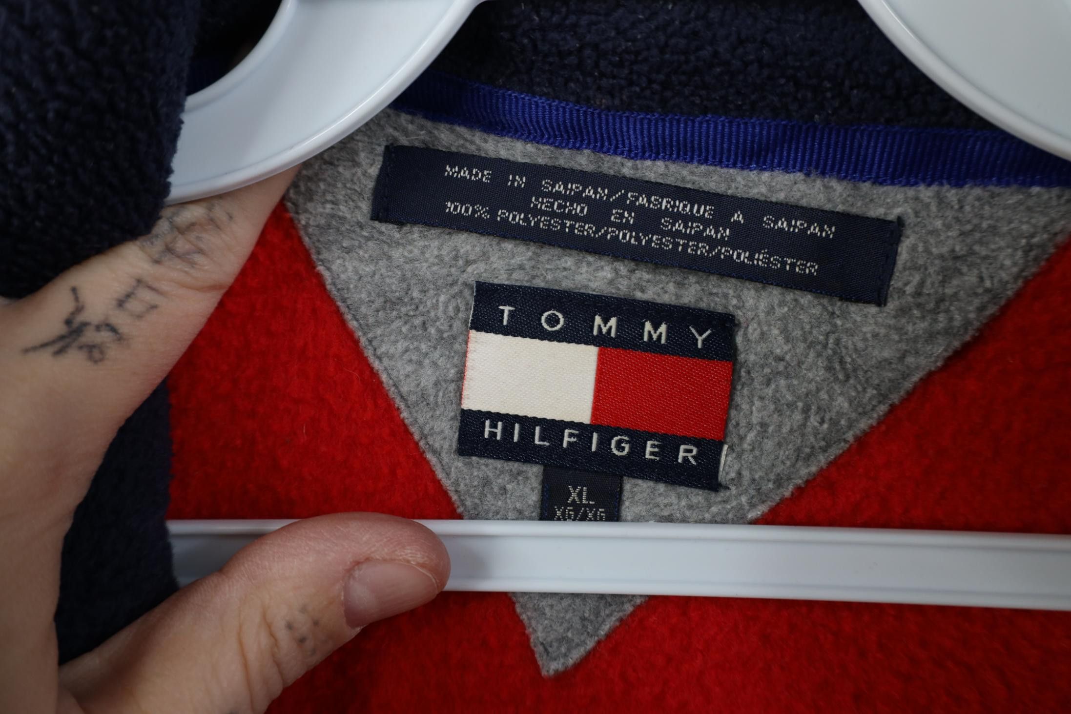 Tommy Hilfiger Vintage 90s Tommy Hilfiger 1/4 Zip Fleece Pullover Sweater Size US XL / EU 56 / 4 - 8 Thumbnail
