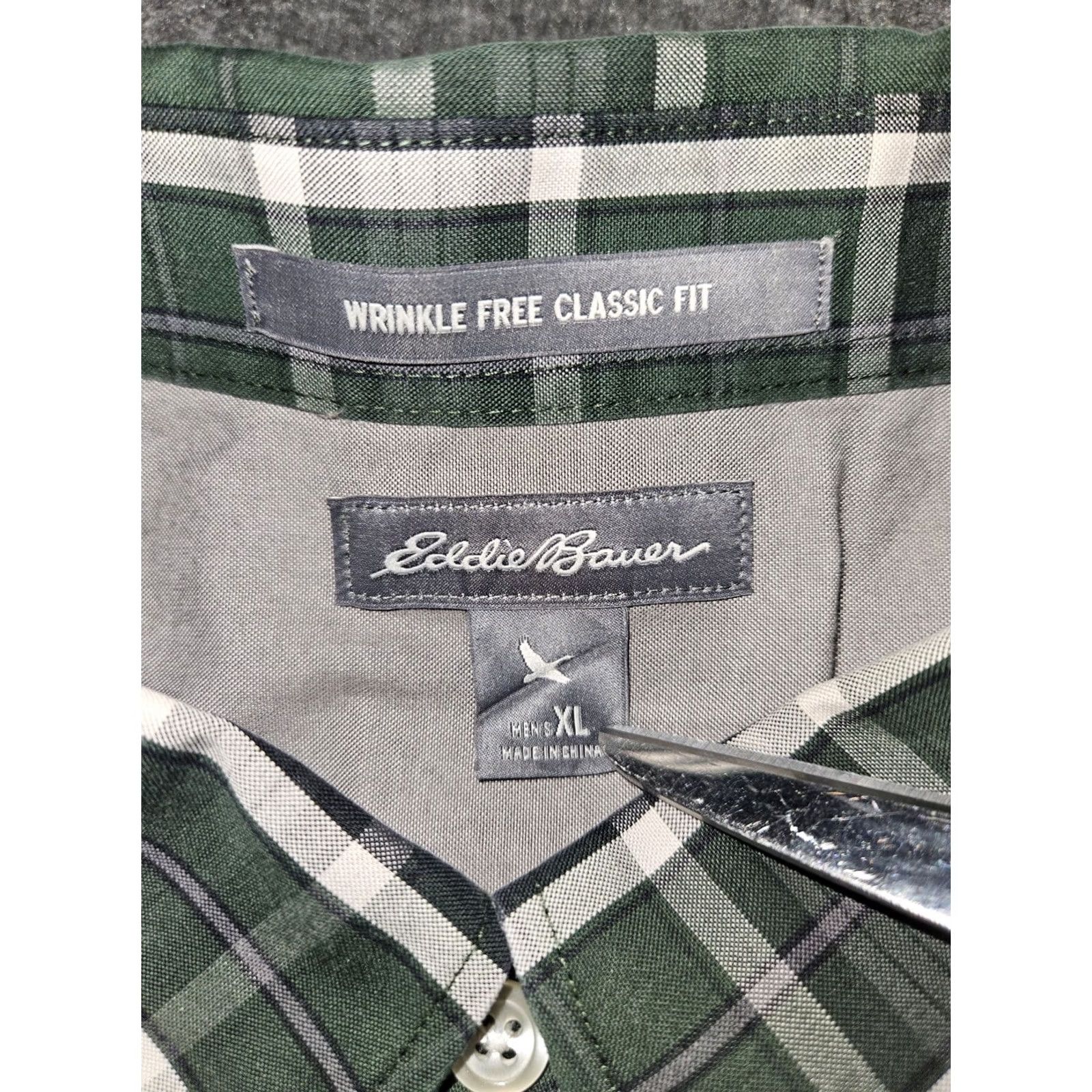 Eddie Bauer Eddie Bauer Button-Down Shirt Men's XL Green Wrinkle Free Classic Plaid Button-Up Pocketed Size US XL / EU 56 / 4 - 2 Thumbnail