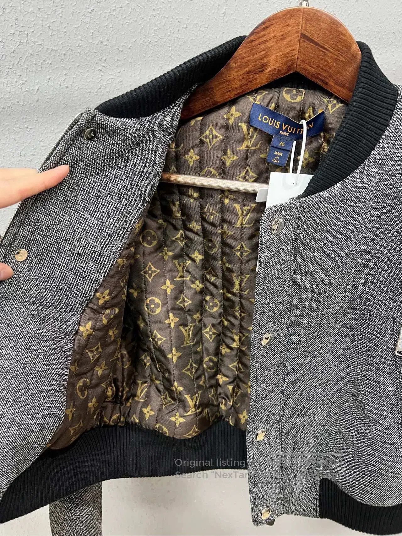 Louis Vuitton louis vuitton gray cropped baseball jacket. Size S / US 4 / IT 40 - 4 Thumbnail