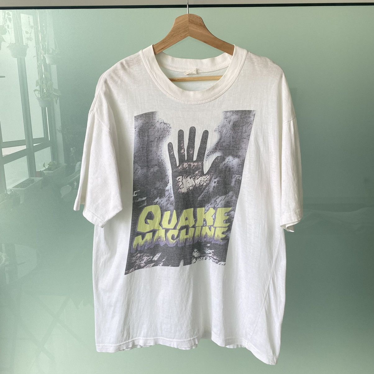 Rare Vintage 90s Quake Machine Tee