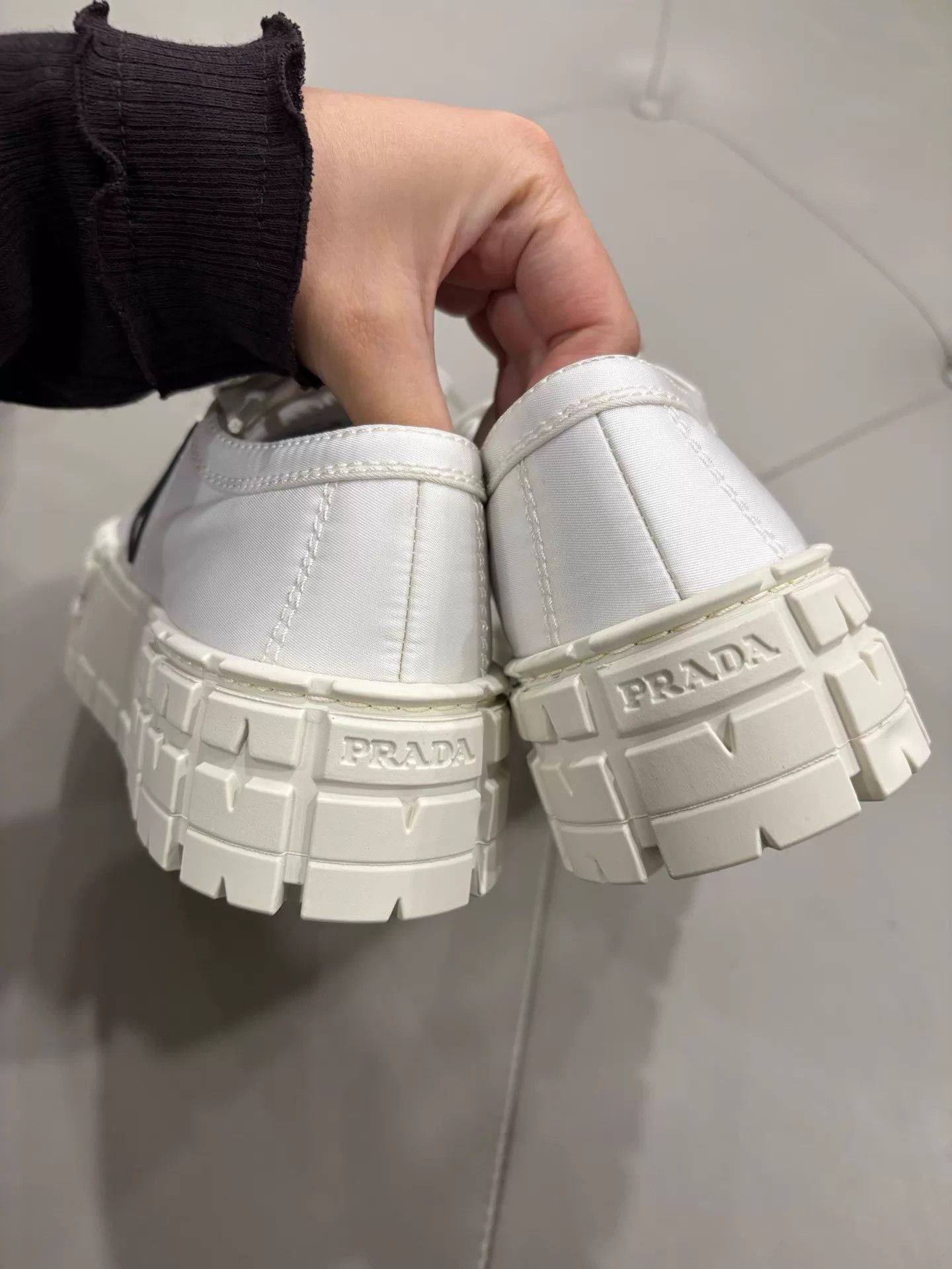 Prada Prada White Canvas Platform Biscuit Shoes 99.99 New Size 35.5 Size US 5 / IT 35 - 3 Thumbnail