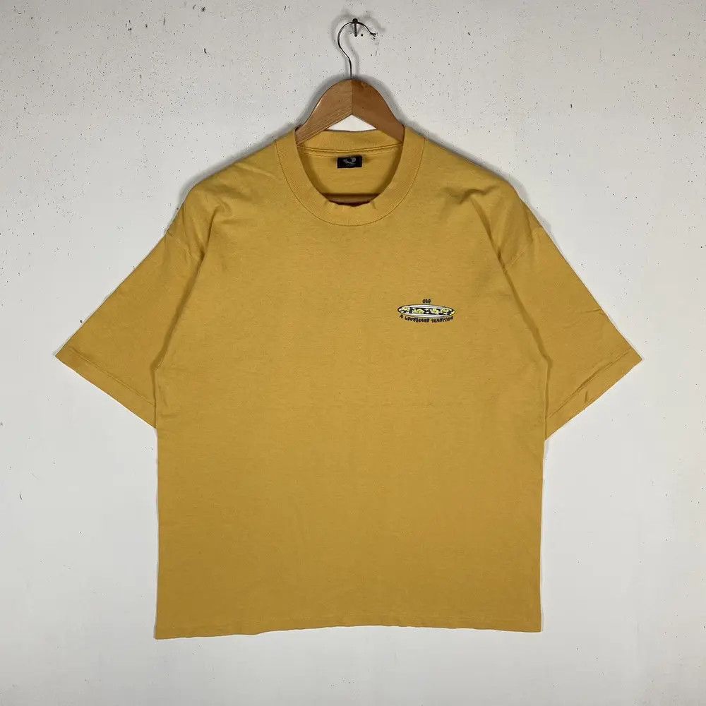 Vintage Vintage 90's QUE A Longboard Tradition Graphic Surf Tee Size US L / EU 52-54 / 3 - 4 Thumbnail