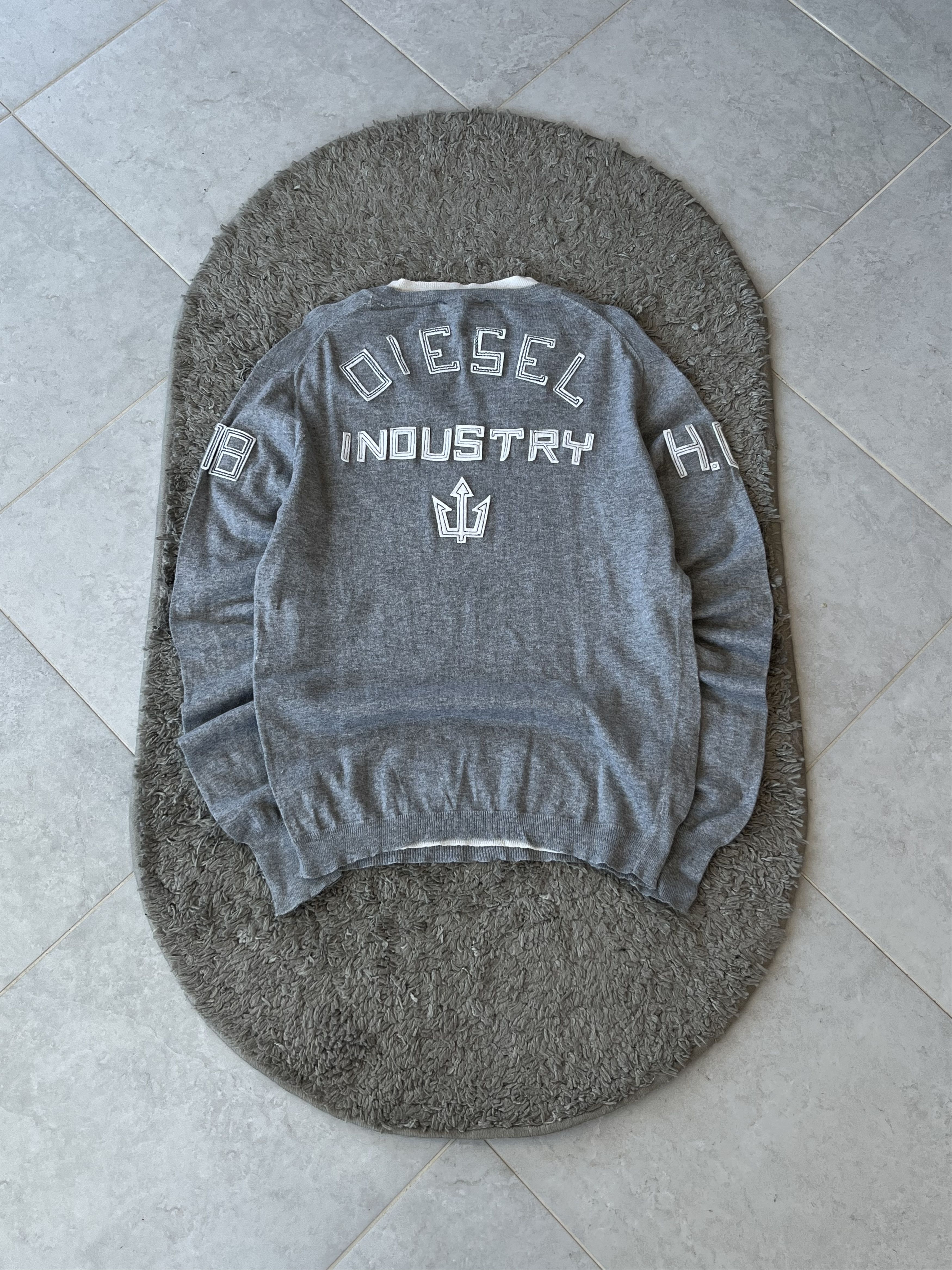 Diesel DIESEL INDUSTRY Sweater V Throat Big Logo Streetwear Size US L / EU 52-54 / 3 - 1 Thumbnail