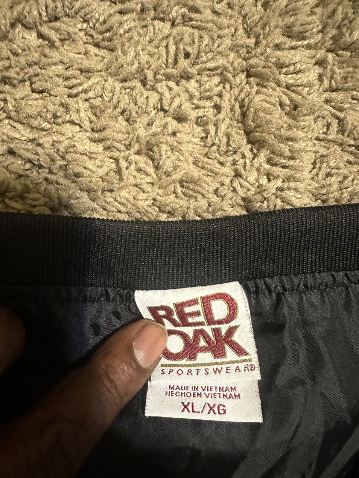 NCAA × Vintage Vintage Red Oak NCAA Iowa Hawkeyes pullover 90s size XL Size US XL / EU 56 / 4 - 3 Thumbnail