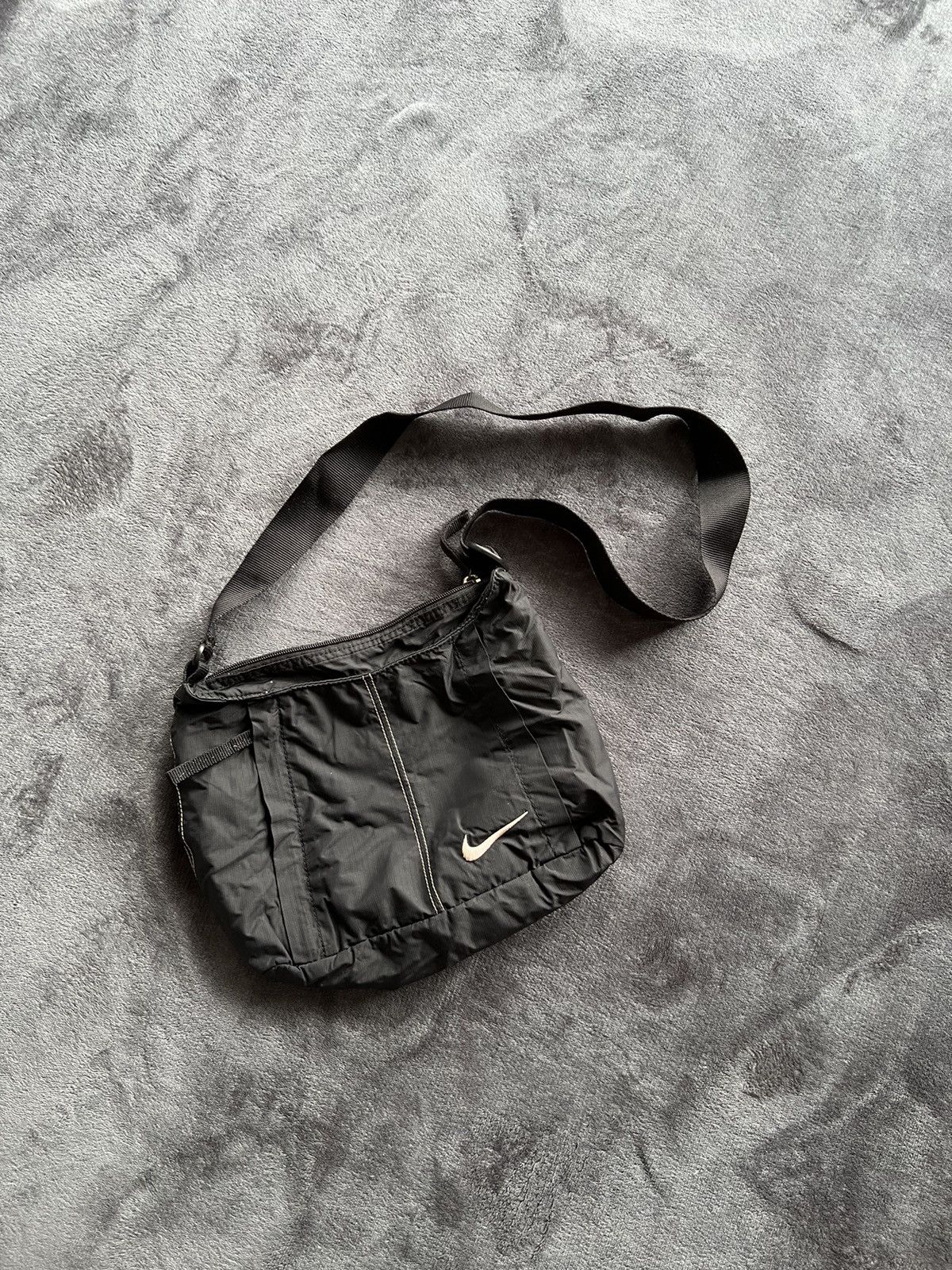Pre-owned Nike X Vintage Nike Vintage Gorpcore Center Swoosh Sling Bag 00s Y2k In Black