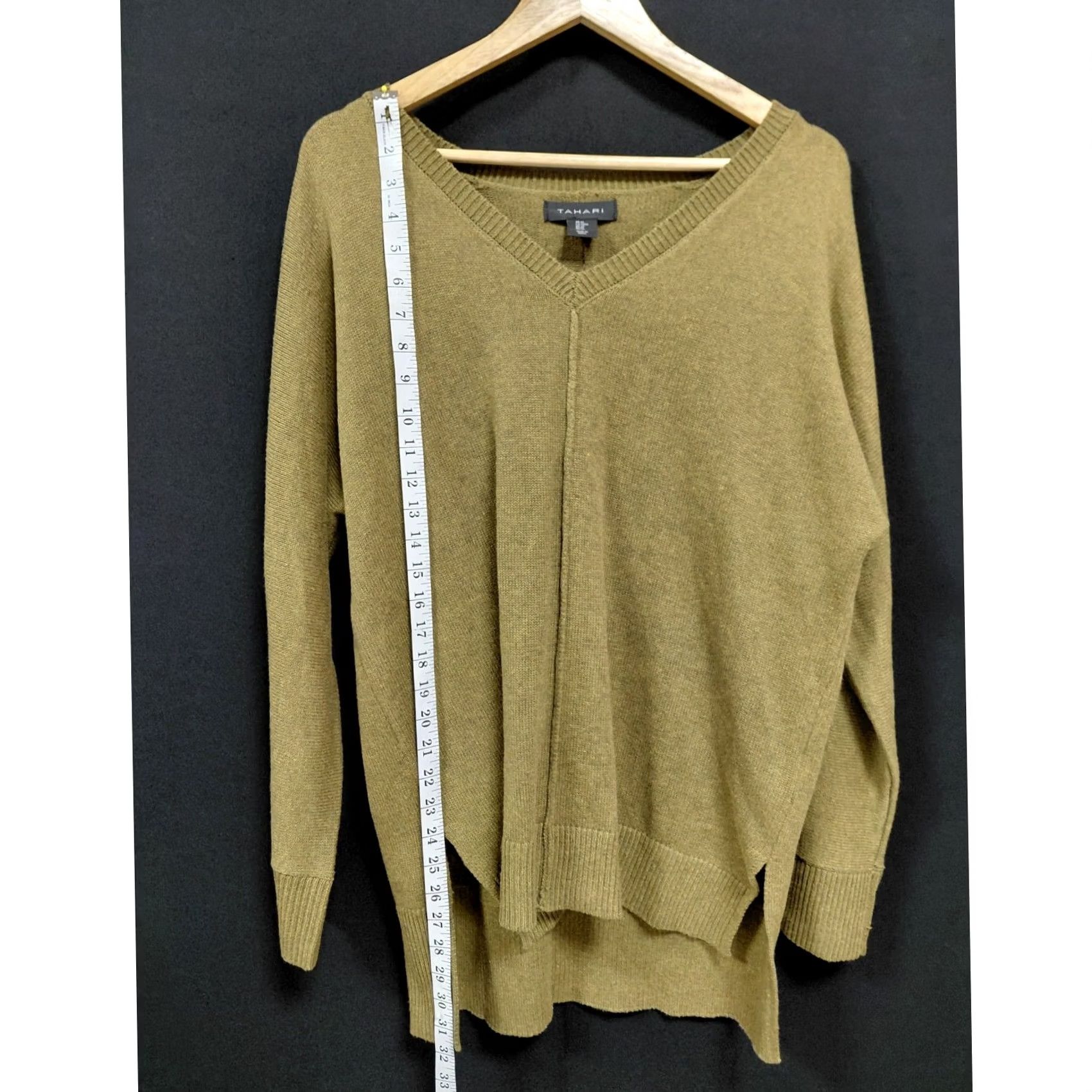Vintage Tahari V-Neck Knit Sweater Olive Solid Long Sleeve Women Size M Size M / US 6-8 / IT 42-44 - 8 Thumbnail