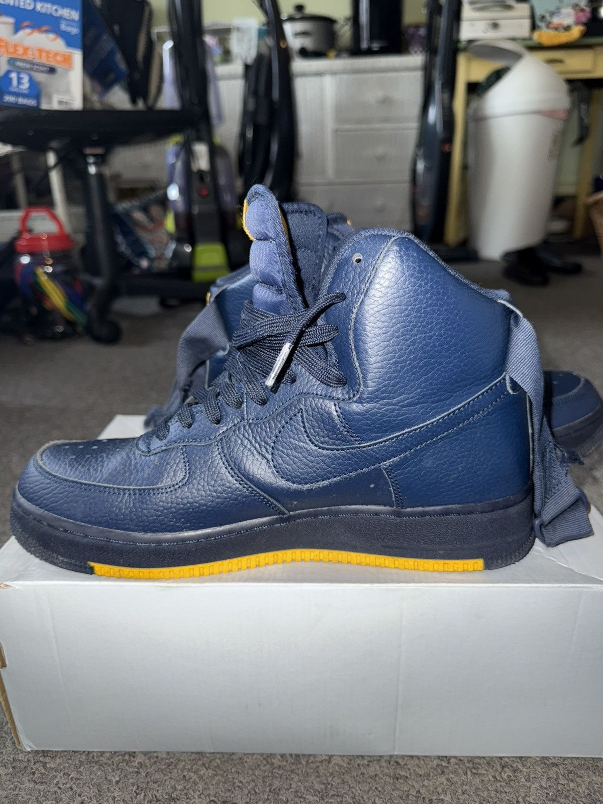 Nike Nike Air Force 1 High Obsidian blue/gold Amerillo Size US 9 / EU 42 - 1 Thumbnail