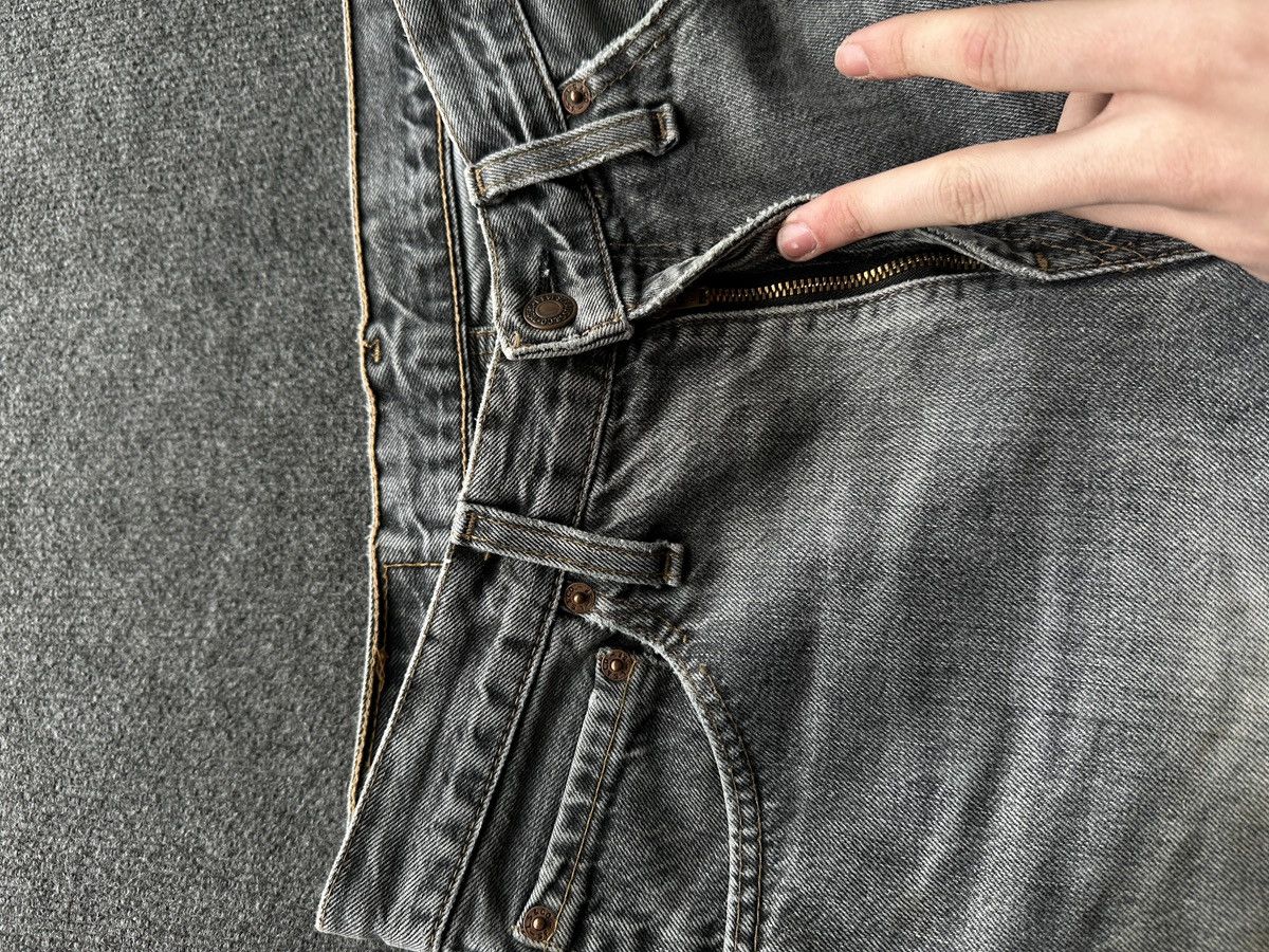 Levi's 🚨 VNTG LEVI’S 507 DISSTRESSED GRAY PAINTED WASHED Size US 29 - 9 Thumbnail