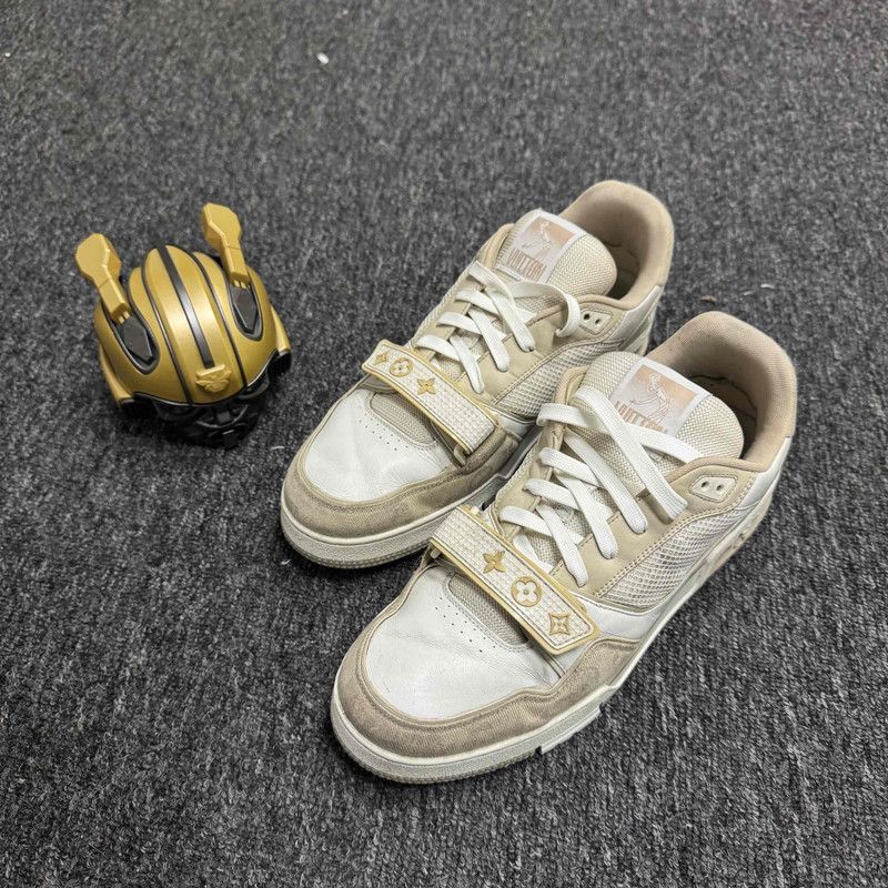 Louis Vuitton Louis Vuitton Trainer Low Top Fashion Sneakers 0089 Size US 10.5 / EU 43-44 - 1 Thumbnail