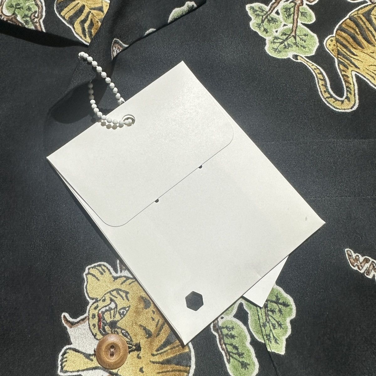 Visvim VISVIM 24SS COPA SHIRT S/S TORA(SILK) Size US XL / EU 56 / 4 - 5 Thumbnail