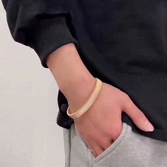 Other Men Stainless Steel Style Elastic Metal Armband Bracelet (G) Size ONE SIZE - 2 Thumbnail