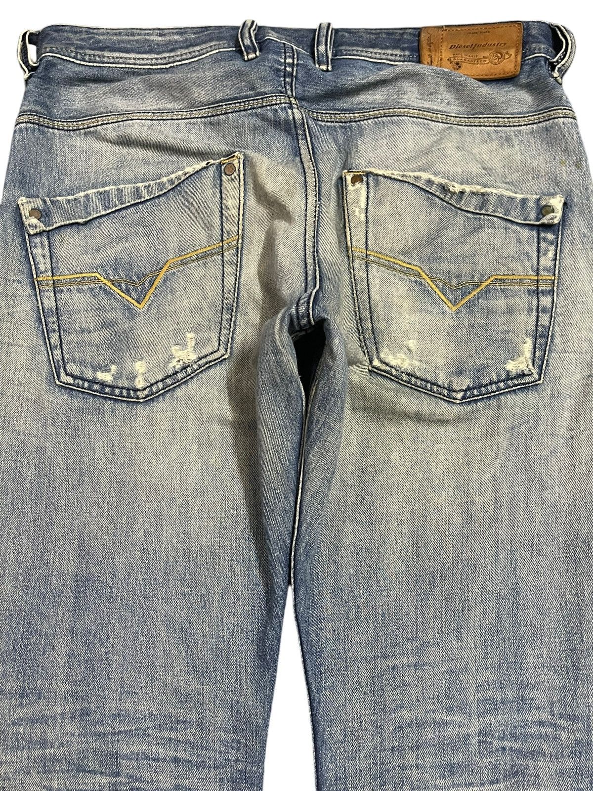 Diesel Vintage Diesel Industry Blue Faded Wash Distress Jeans Size US 33 - 5 Thumbnail