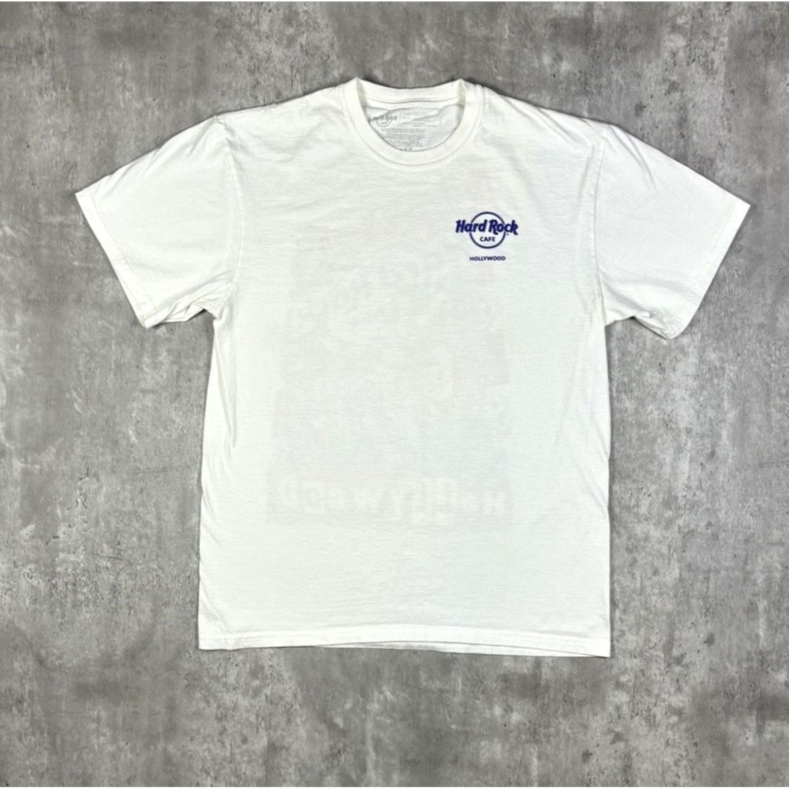 Hard Rock Cafe VINTAGE Hard Rock Cafe T-Shirt Graphic White Crew Neck Short Sleeve L Men 101 Dalmatians Aerosmith Adventure Time Beer 90s Band Size US L / EU 52-54 / 3 - 3 Thumbnail