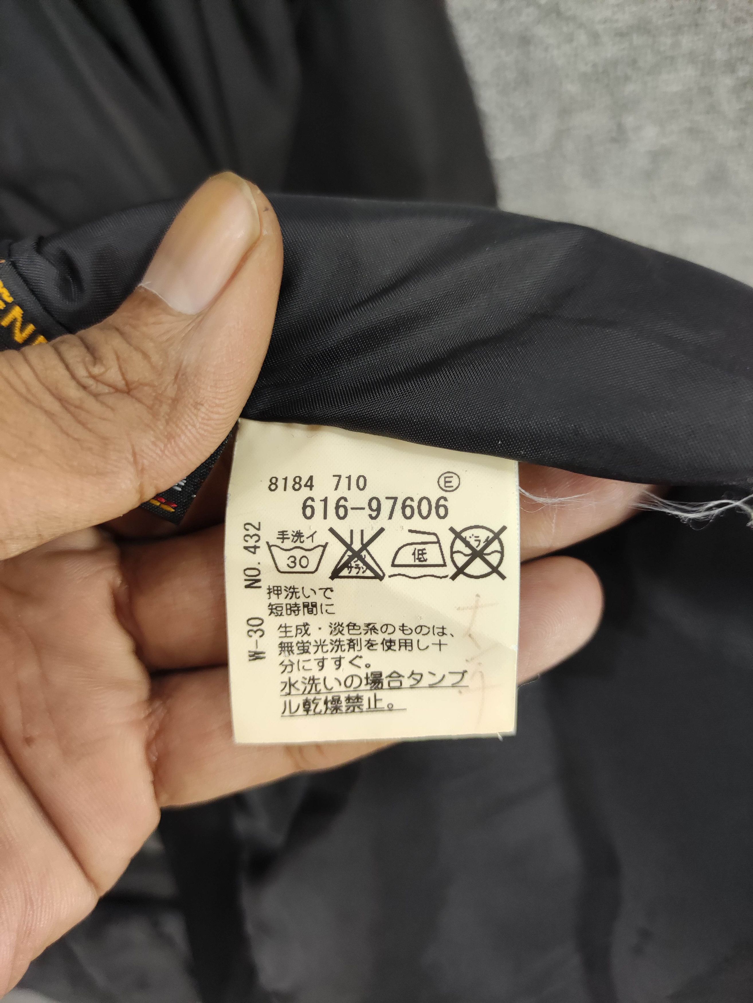 Takeo Kikuchi Vintage Takeo Kikuchi Jacket Button Size US L / EU 52-54 / 3 - 7 Thumbnail