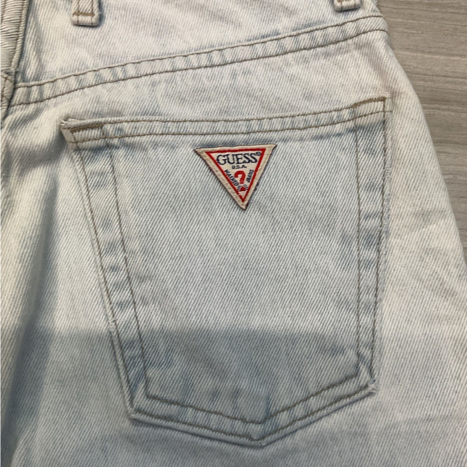 Guess Vintage 90’s Guess High-Waist Light Wash Taper Mom Jeans Size 28" / US 6 / IT 42 - 4 Thumbnail