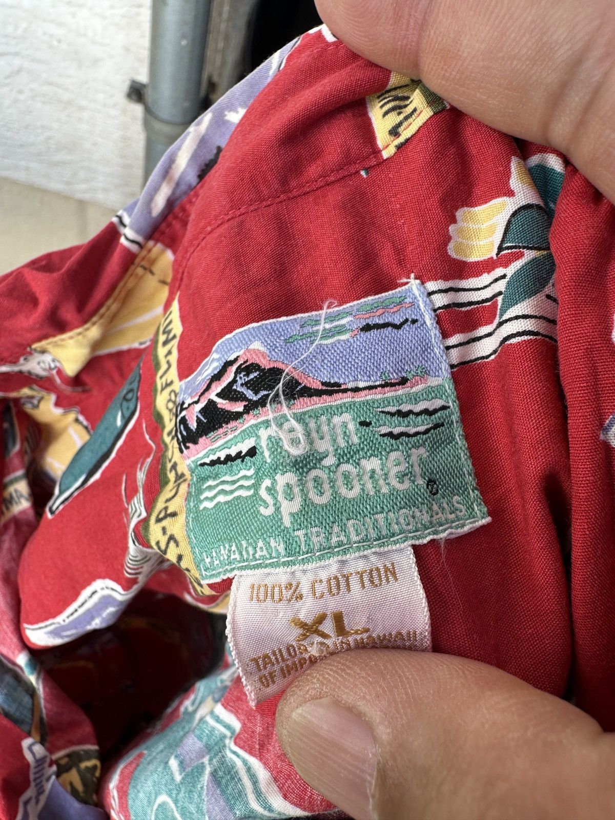 Reyn Spooner PreOwned Reyn Spooner Red Hawaiian Print Men's XL Size US XL / EU 56 / 4 - 4 Thumbnail