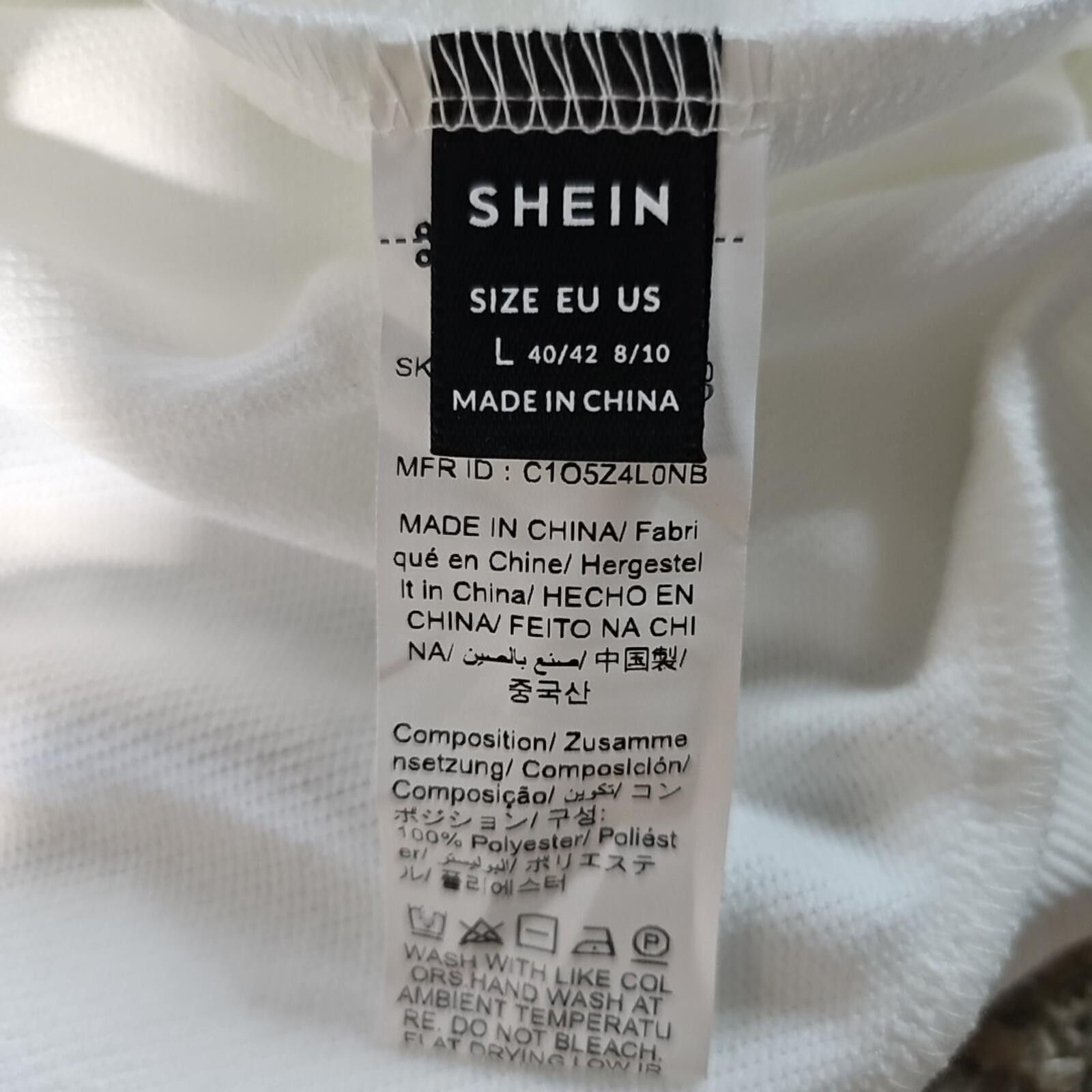 Shein SHEIN White Vneck Packers Theme #54 Sweatshirt Size ONE SIZE - 8 Thumbnail