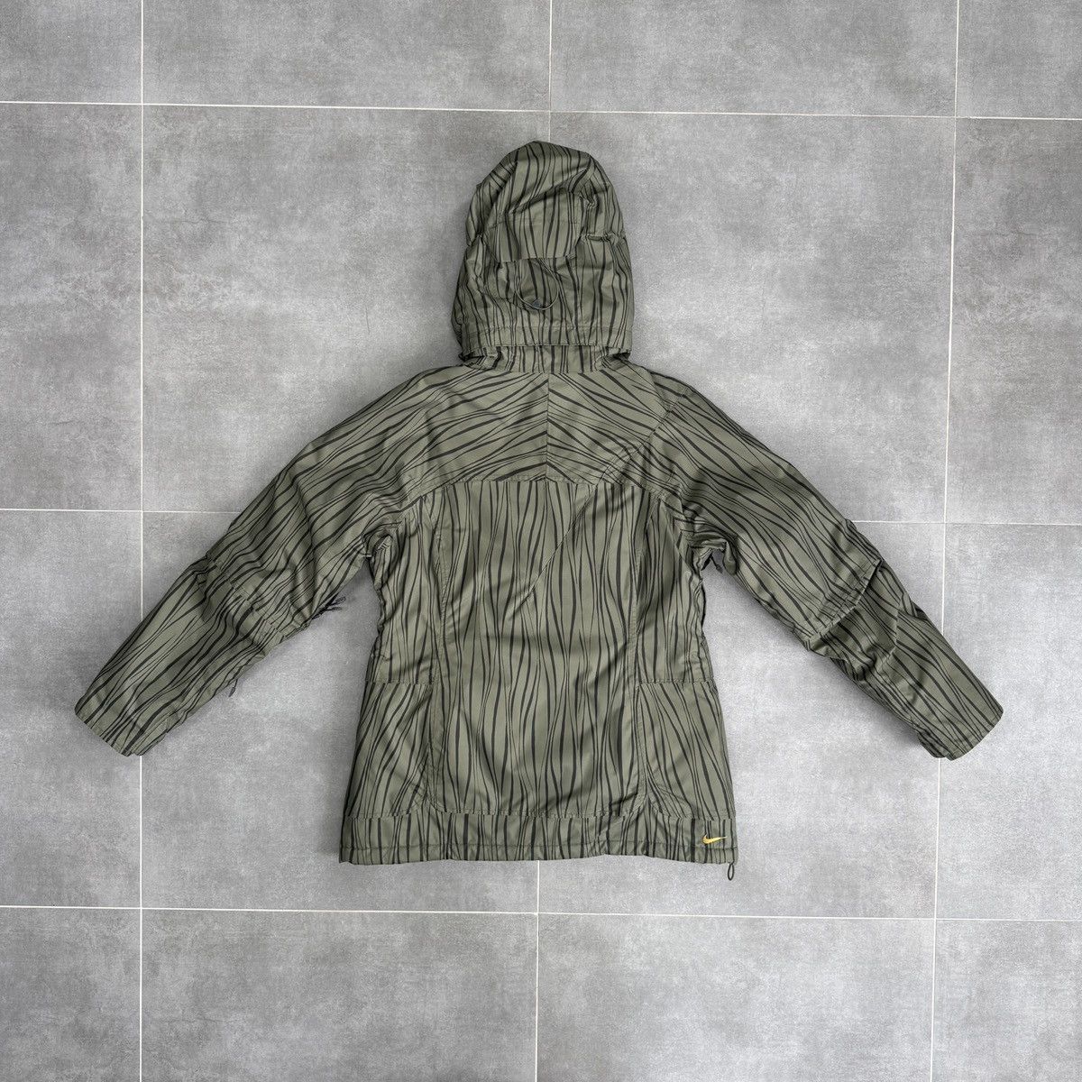 Nike ACG Vintage Nike ACG Women Insulated Snow Ski Jacket Size M Size M / US 6-8 / IT 42-44 - 22 Thumbnail