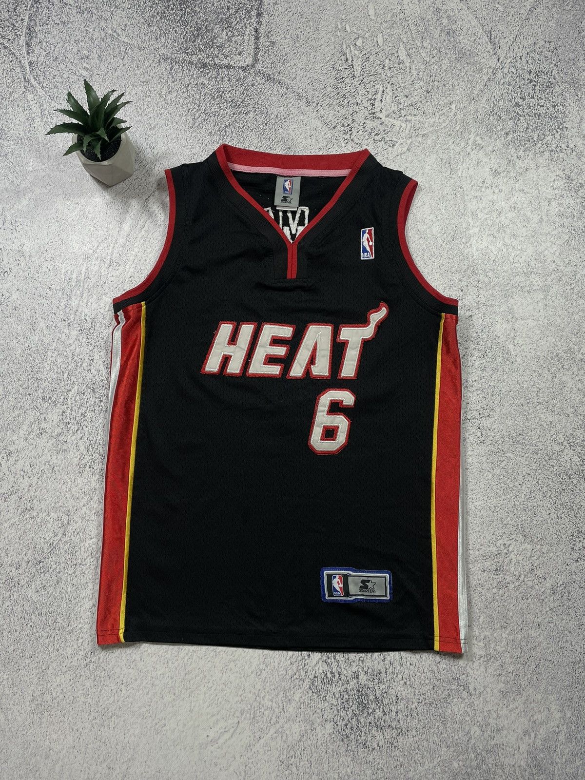 NBA × Starter × Vintage Vintage NBA Lebron James 6 Miami Heat Starter Jersey Size US S / EU 44-46 / 1 - 3 Thumbnail