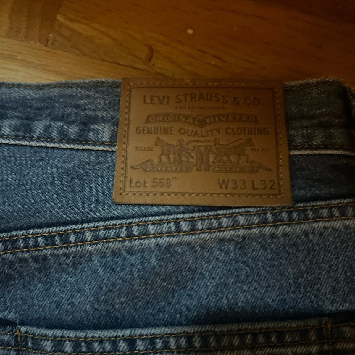 Levi's Brans new premium Levis loose straight size 33/32 Size US 33 - 3 Thumbnail