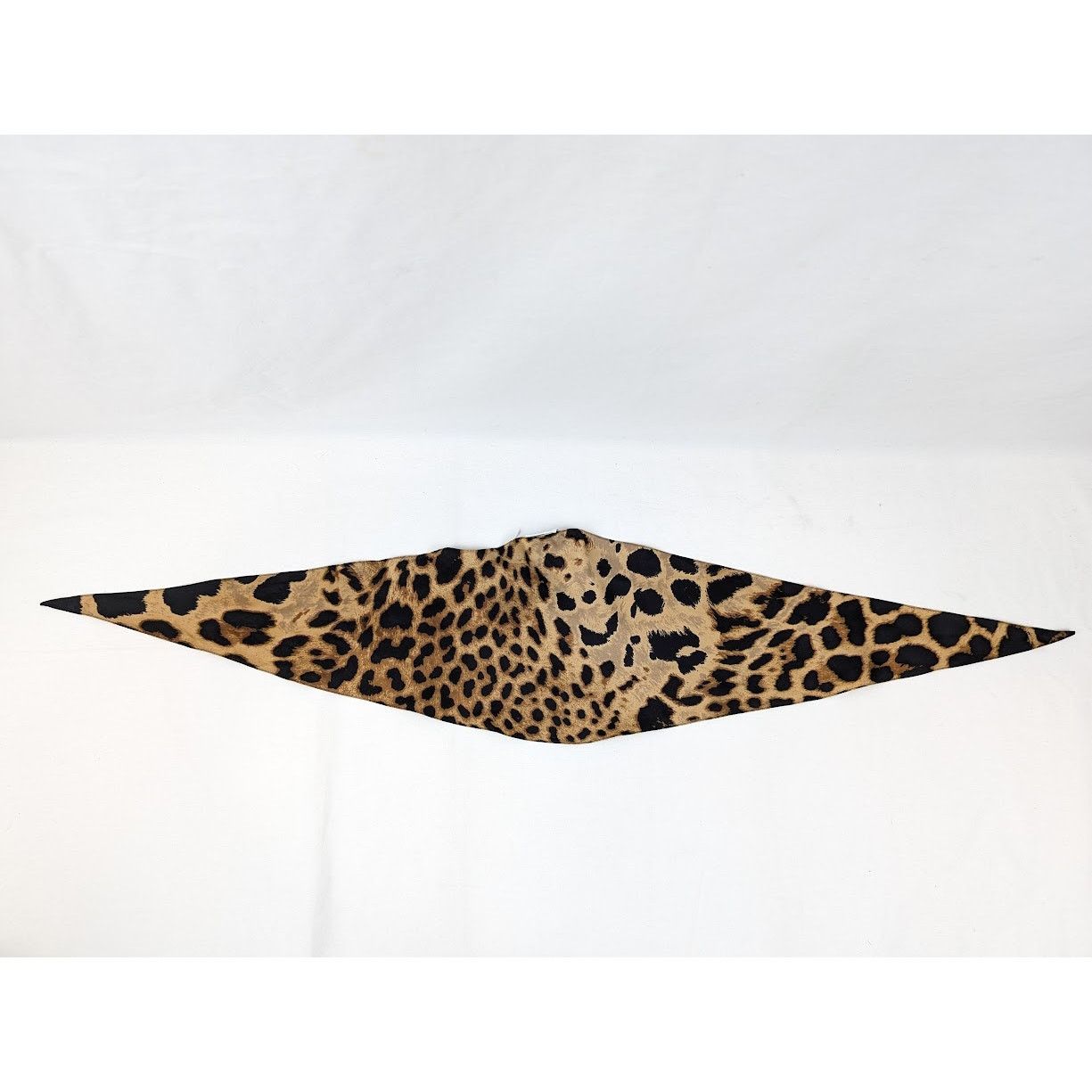Saint Laurent Paris o1rshd1 Size: OS / Lavalliere Leopard Musseline Light Brown Size ONE SIZE - 1 Thumbnail