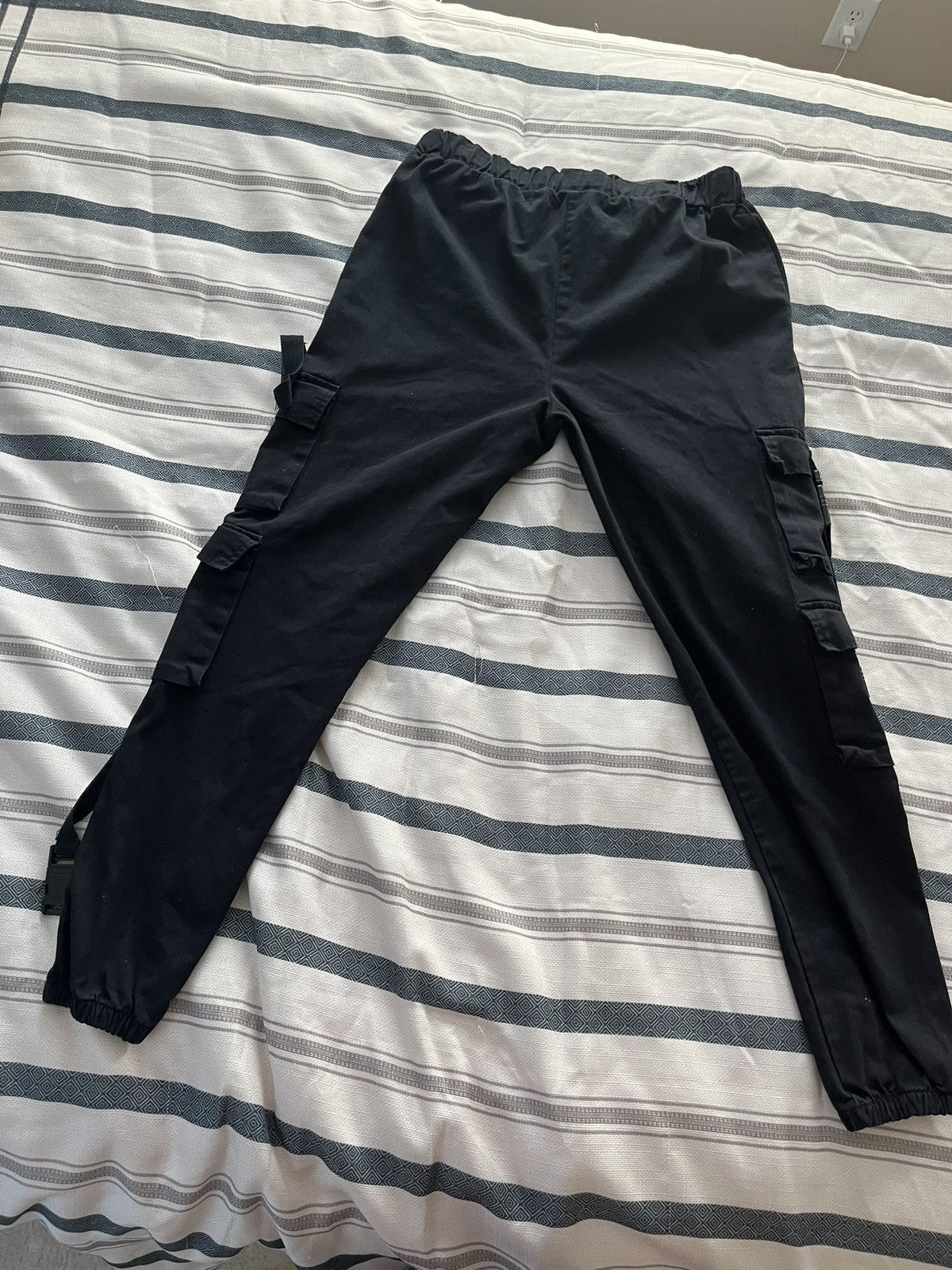Boohoo × Designer Boohooman Men's Tall Twill Varsity Cargo Jogger Size US 32 / EU 48 - 10 Thumbnail