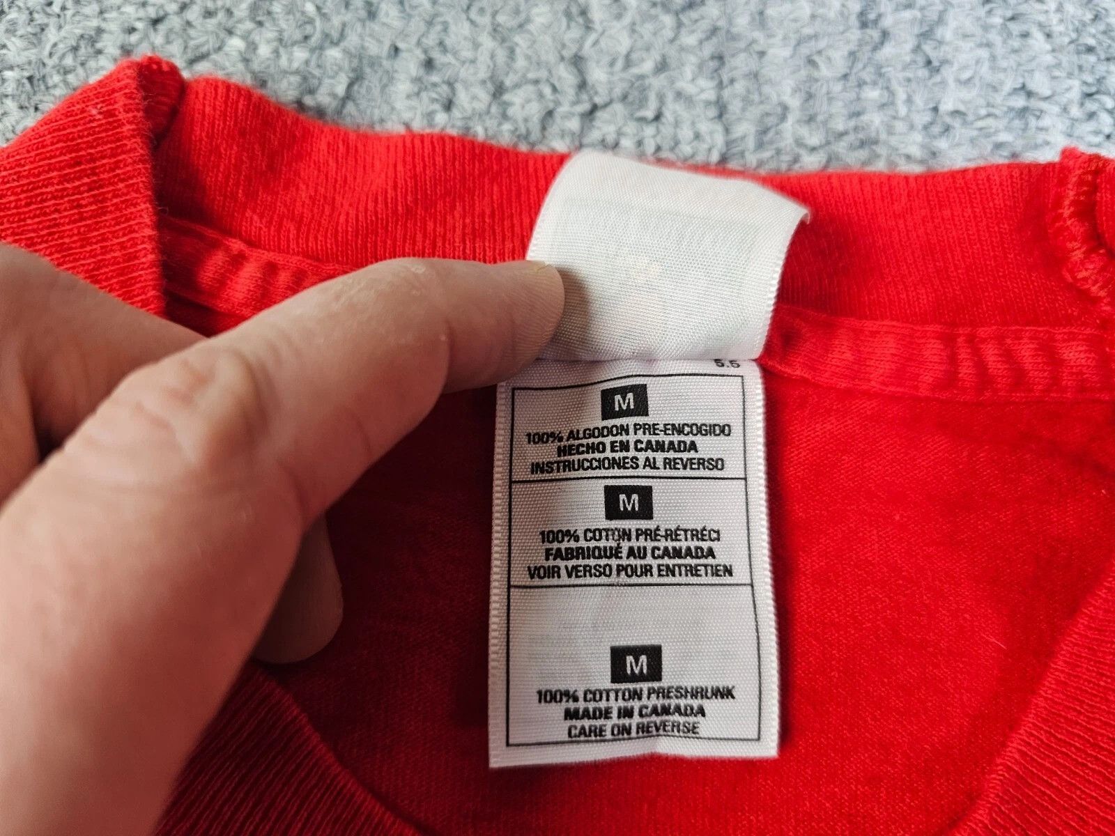 Fruit Of The Loom Vintage Canada Single Stitch Maple Leaf Tee Red Made Canada Size US M / EU 48-50 / 2 - 5 Thumbnail