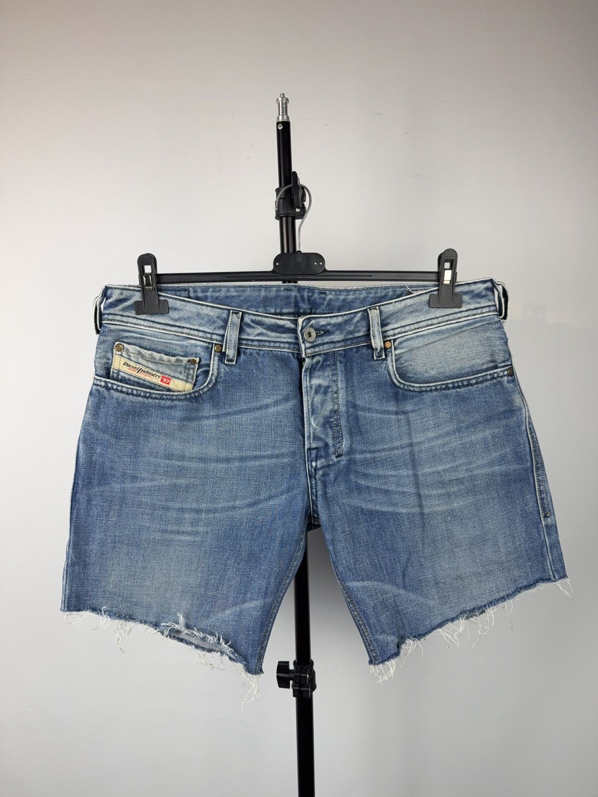 Diesel 00s Retro Diesel Zathan Cut Off Denim Shorts Y2K Vintage Size US 32 / EU 48 - 1 Thumbnail
