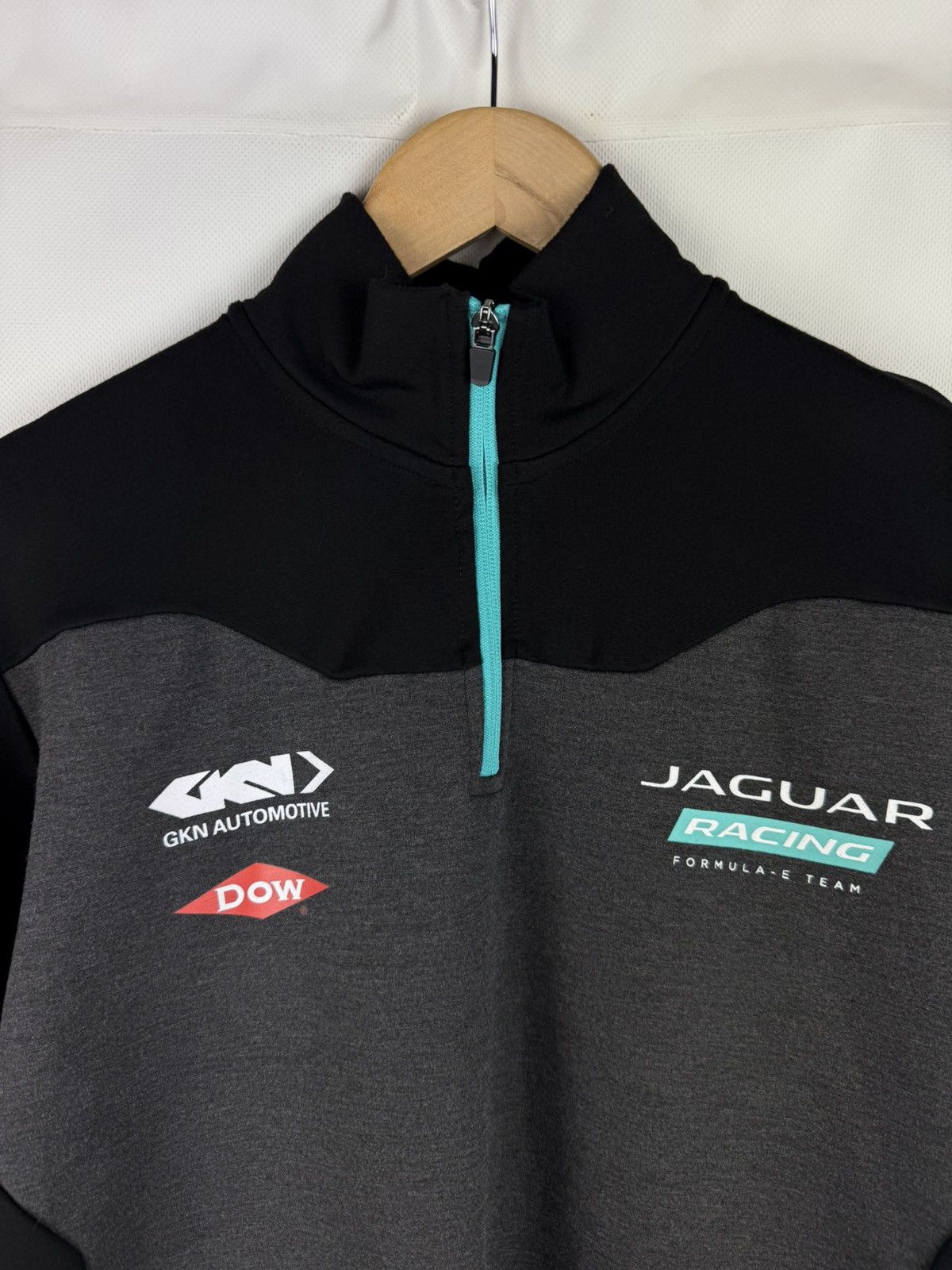Other Jaguar Racing Formula-E Team 1/4 Zip Sweatshirt Pullover Size US M / EU 48-50 / 2 - 7 Thumbnail