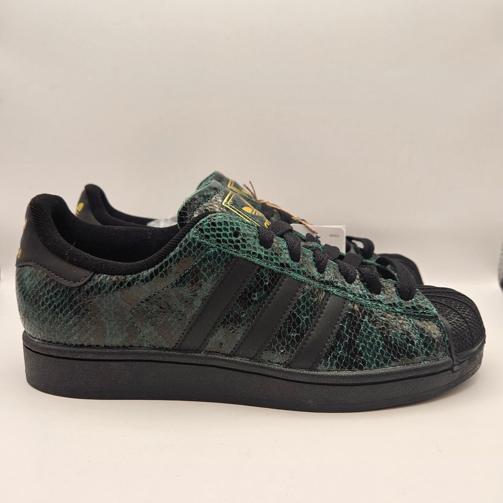 Adidas ADIDAS ORIGINALS WOMEN'S 9 SUPERSTAR BLACK GREEN SNAKESKIN Size US 9 / IT 39 - 4 Thumbnail