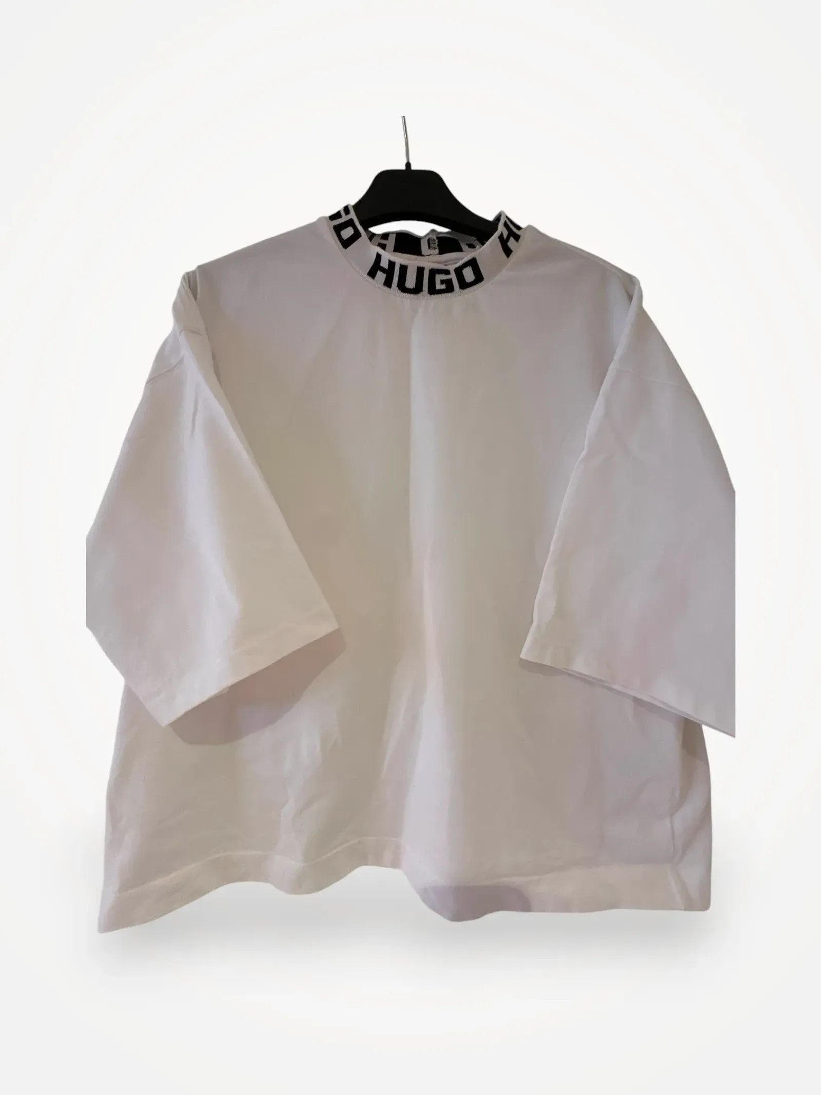 Hugo Boss Hugo Boss Short Sleeve T-shirt Size M / US 6-8 / IT 42-44 - 1 Thumbnail