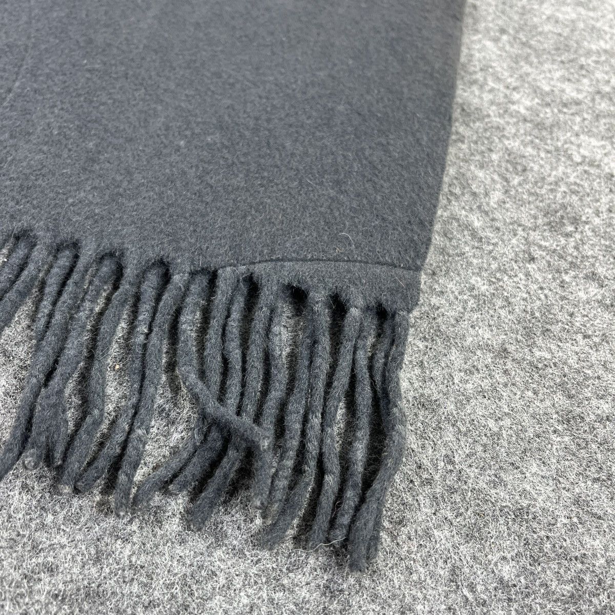 Gucci Gucci Scarf / Muffler / Neckwear - T995 Size ONE SIZE - 11 Thumbnail