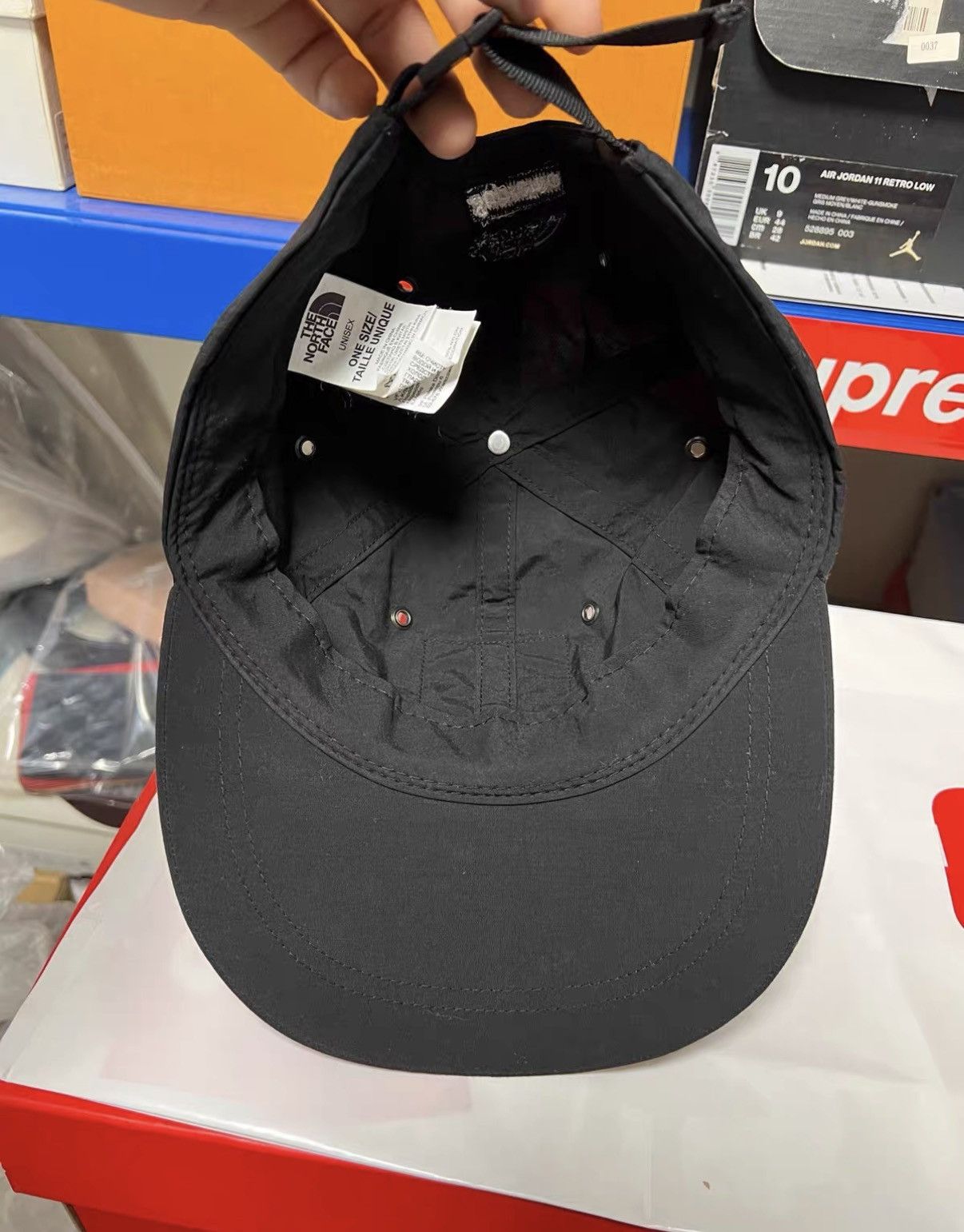 Supreme Supreme x The North Face Mountain Hat J42 Size ONE SIZE - 2 Thumbnail