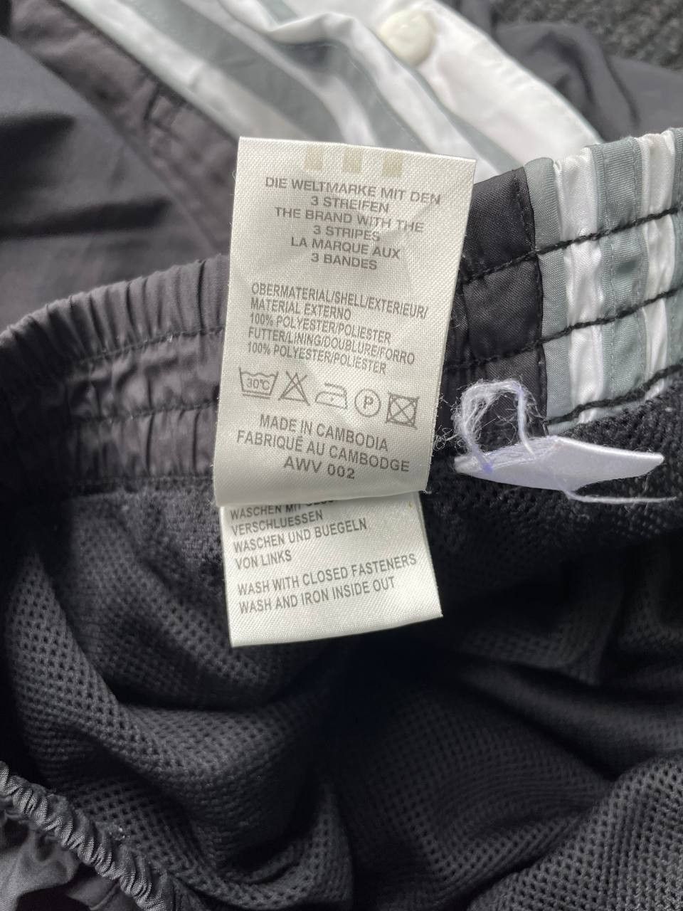 Adidas × Vintage Vintage Adidas Pants Baggy Sweatpants Balcenciaga Style Size US 34 / EU 50 - 10 Thumbnail